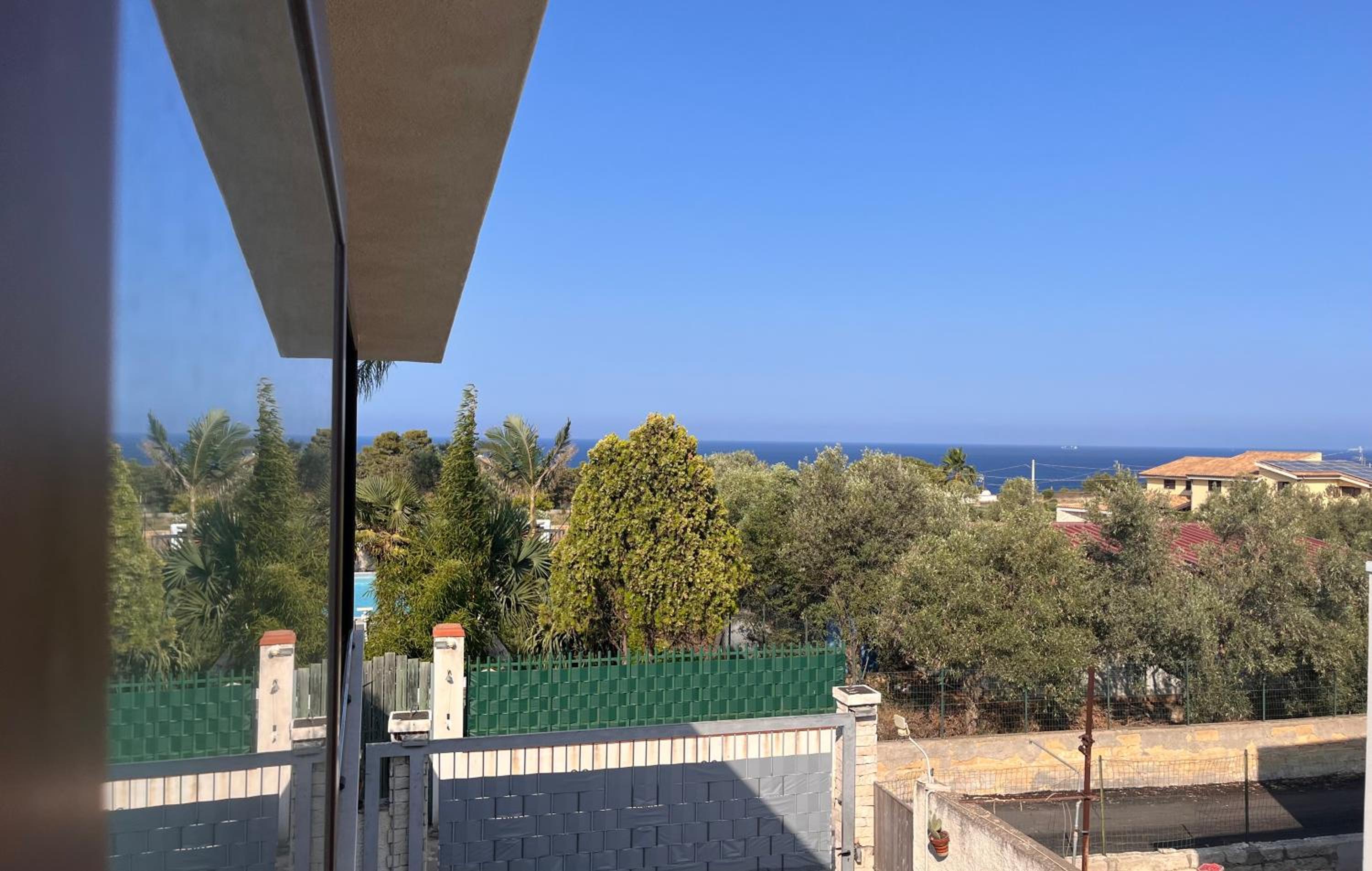 The Blue Window - Apartment - 300m from sea view 5