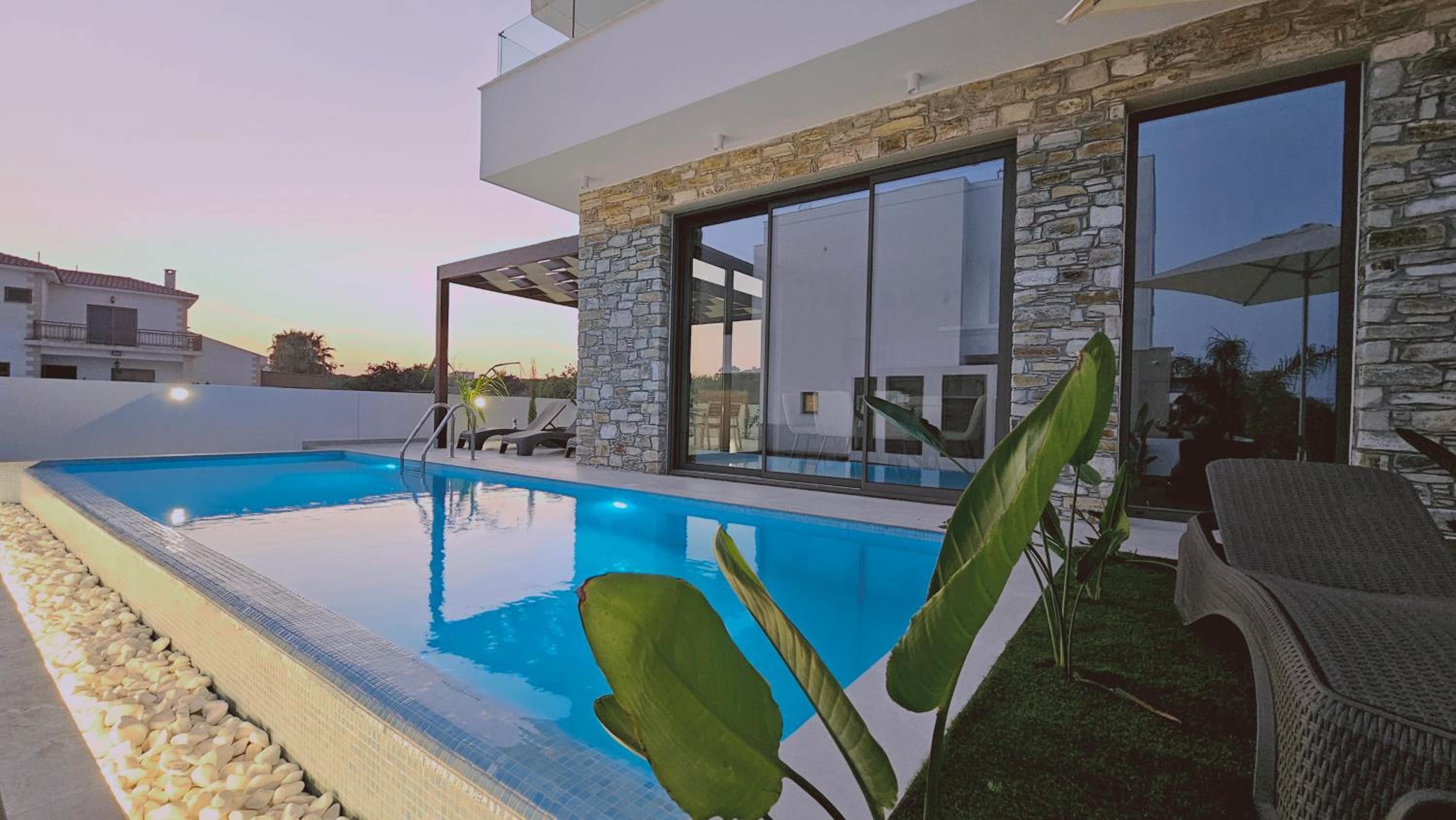 STAY Oasis Luxury Villas