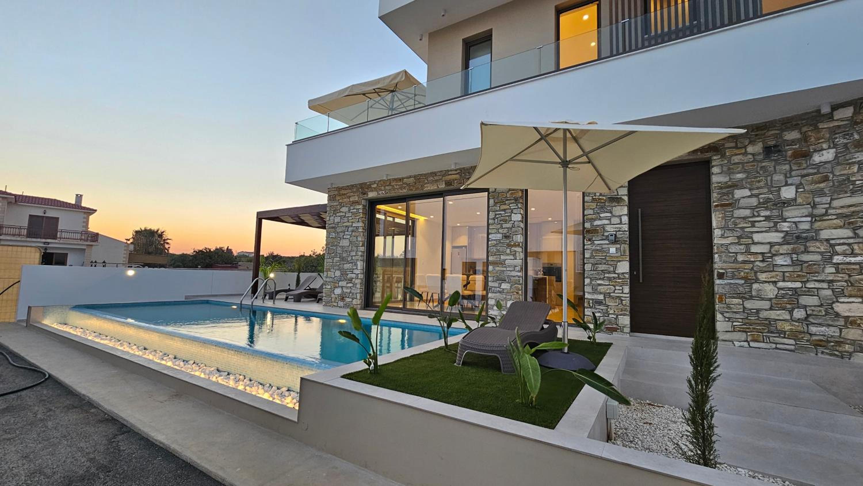 STAY Oasis Luxury Villas
