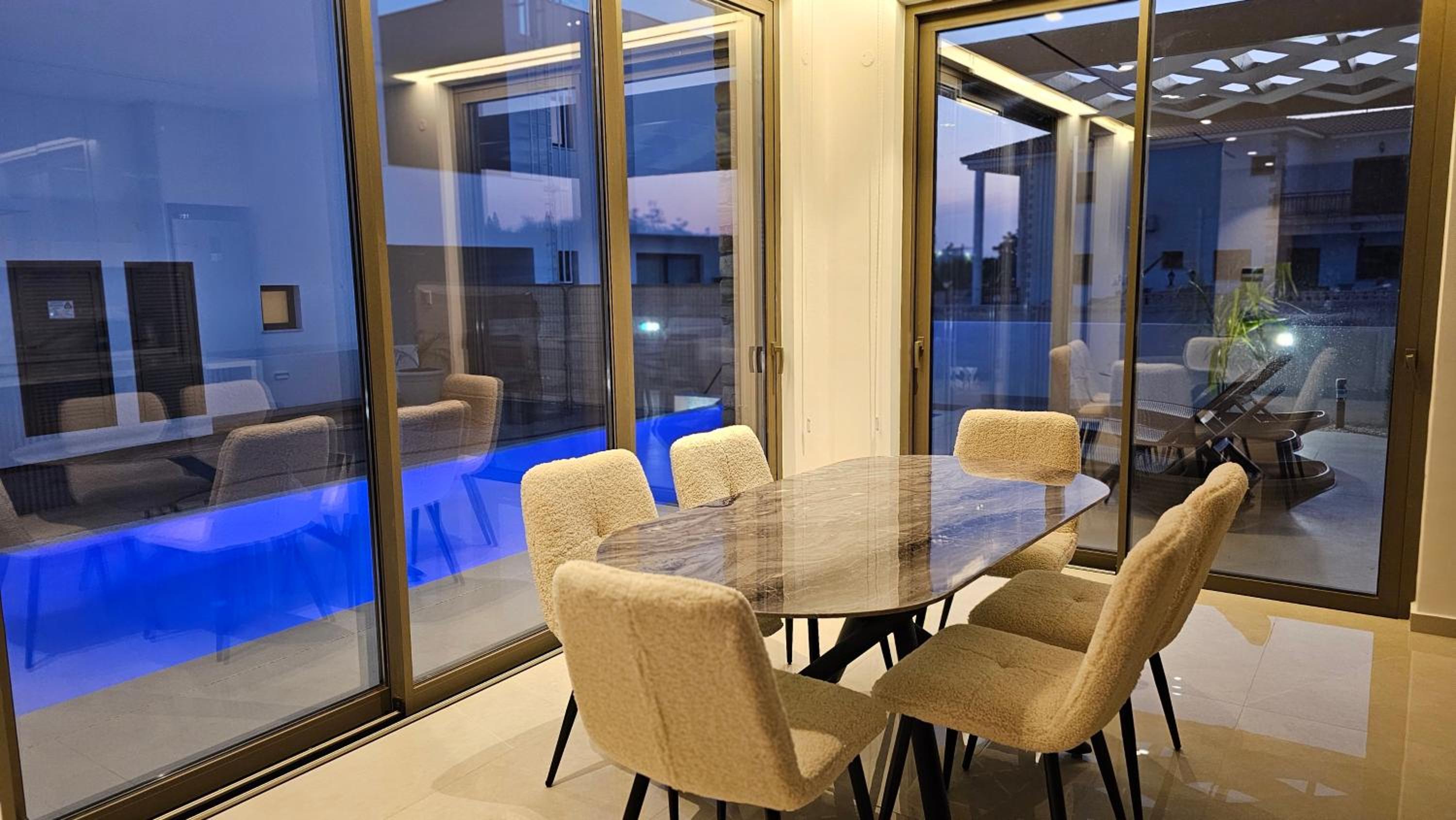 STAY Oasis Luxury Villas