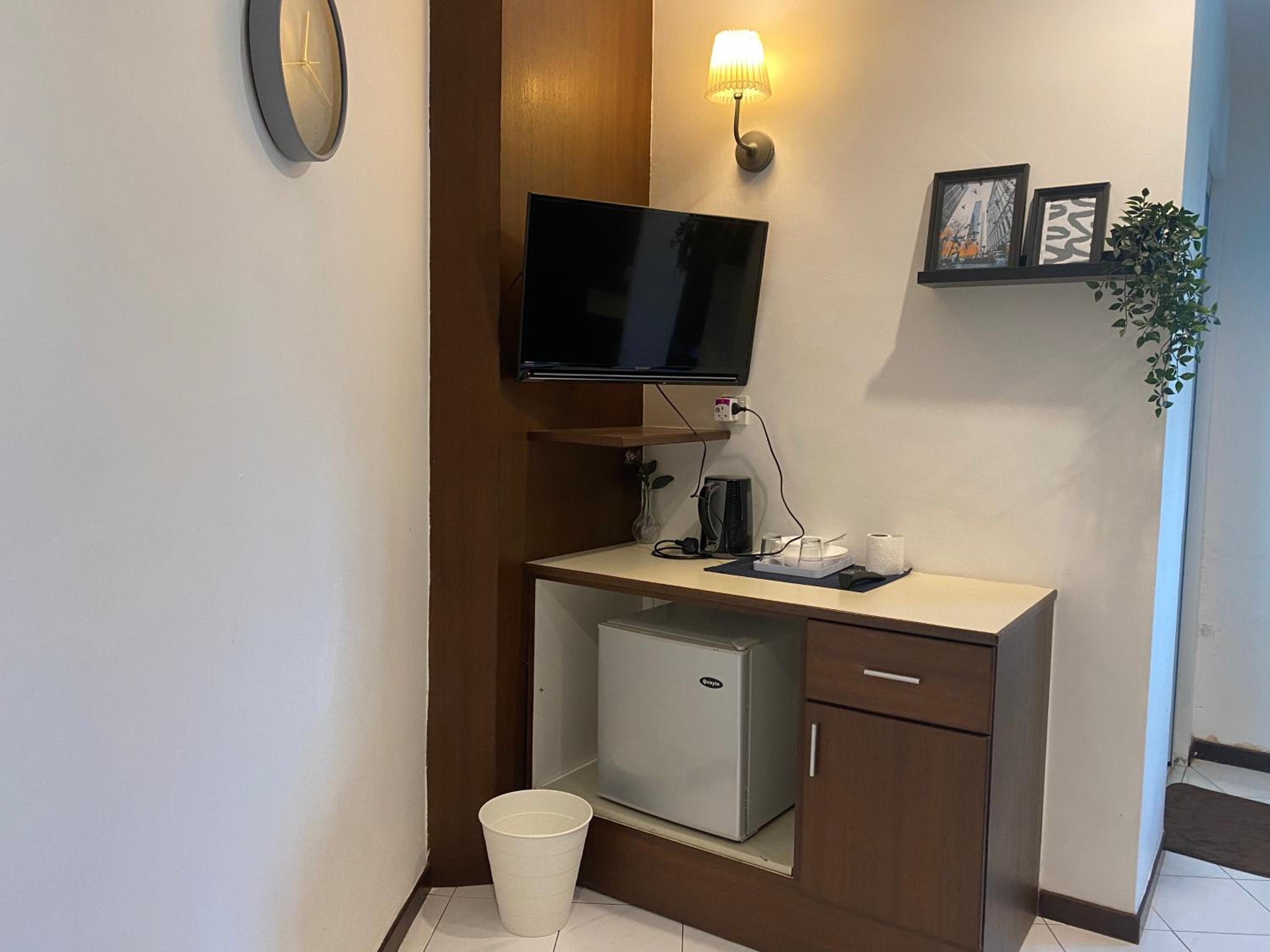 Aurora Court Service Apartment — photo 60