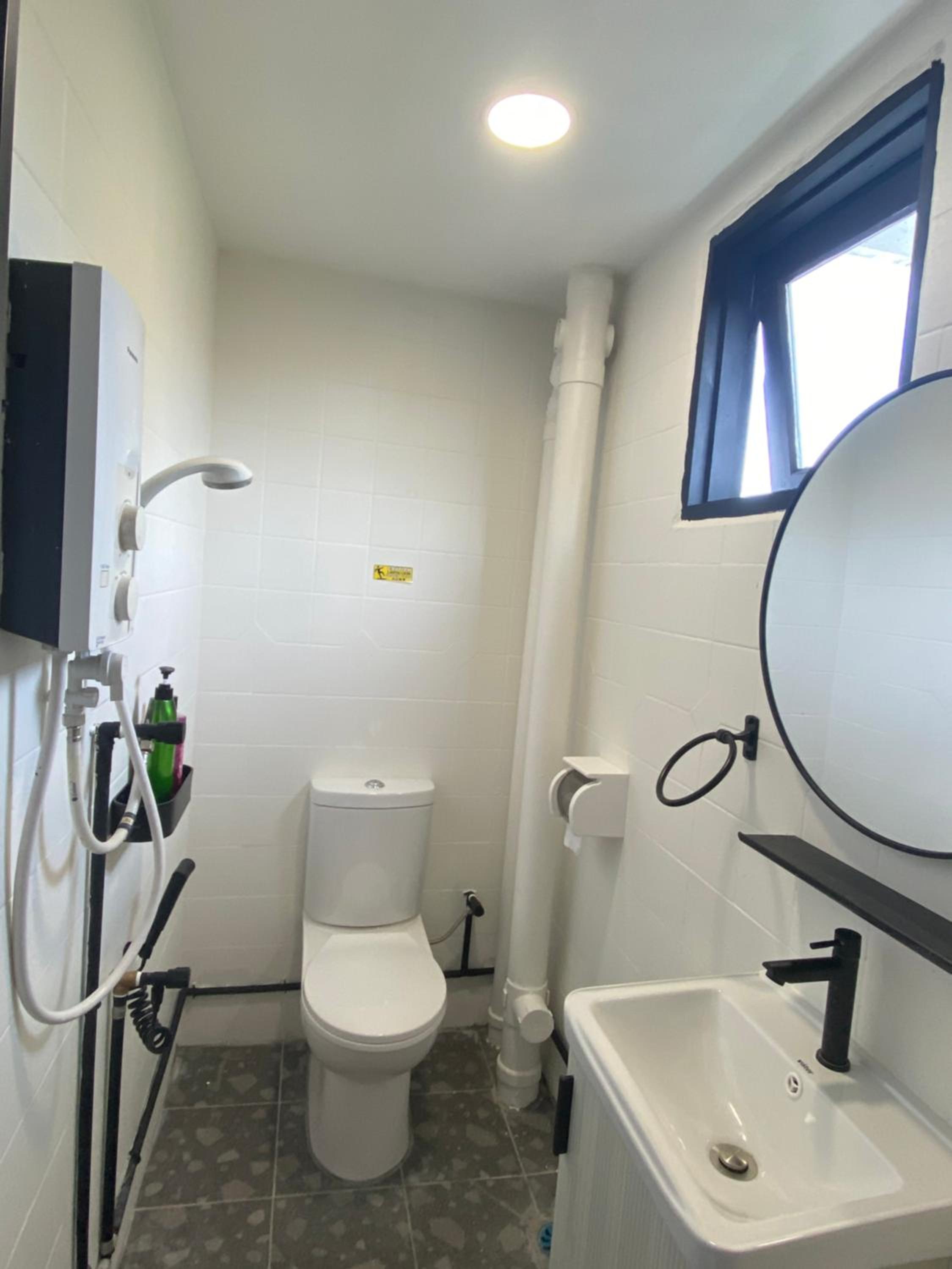 Aurora Court Service Apartment — photo 40