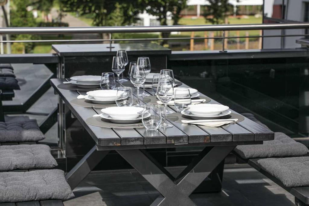 Luxus Penthouse der Superlative über 3 Etagen mit Rooftop Wellness Whirlpool im New York Style