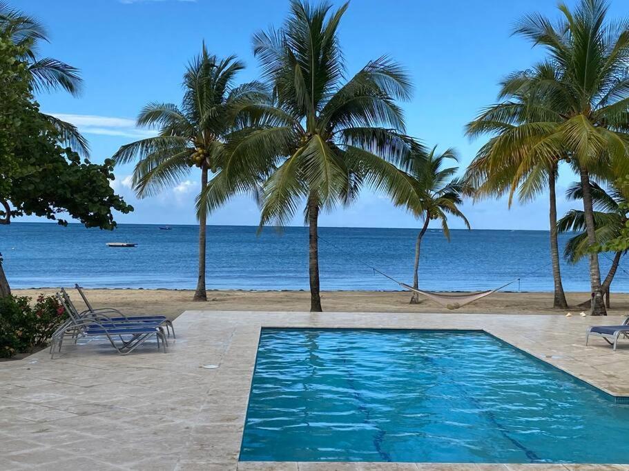 Destinations Roatan with Private Pool view 2