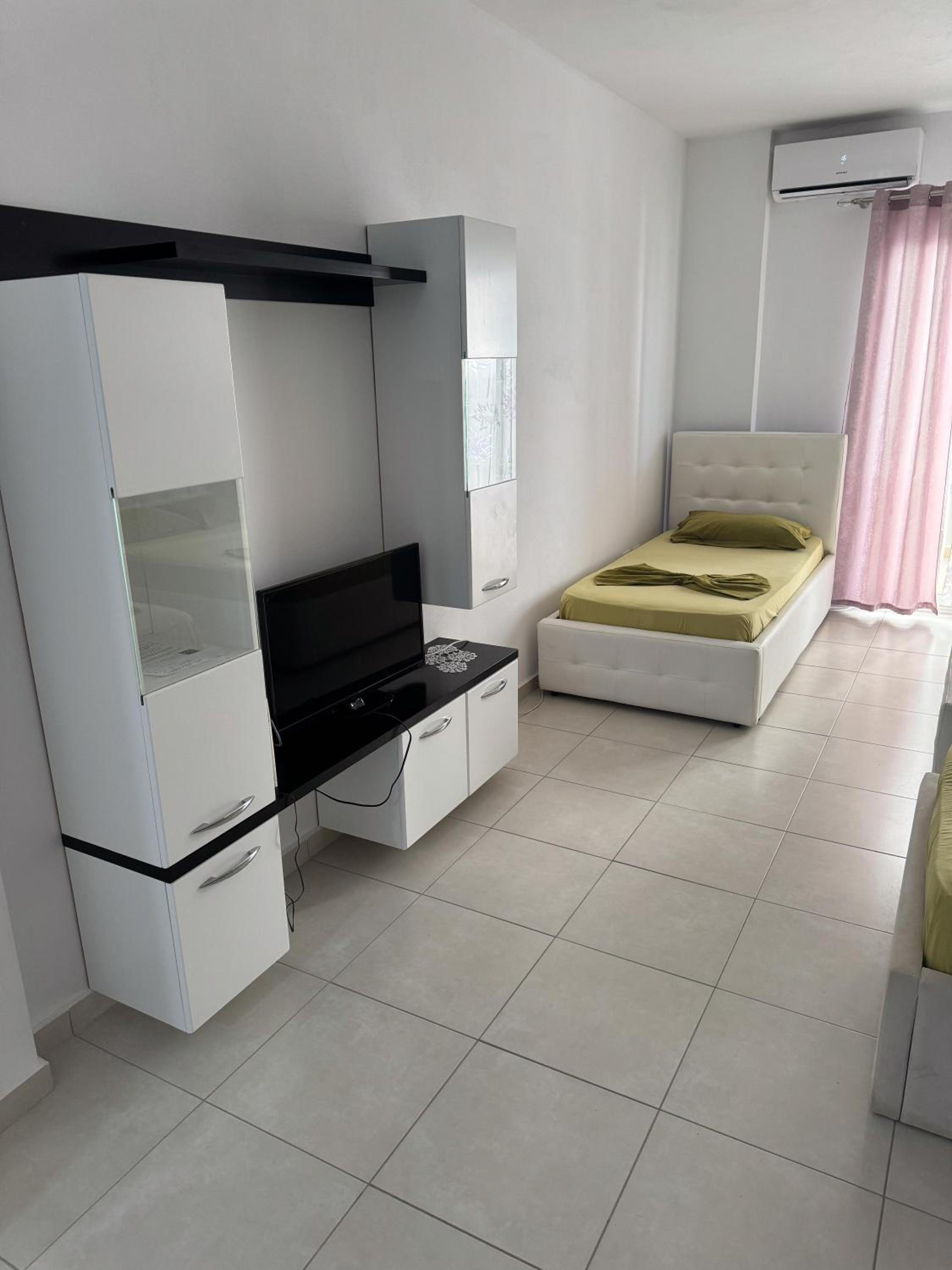 Kapri Apartaments Qerret
