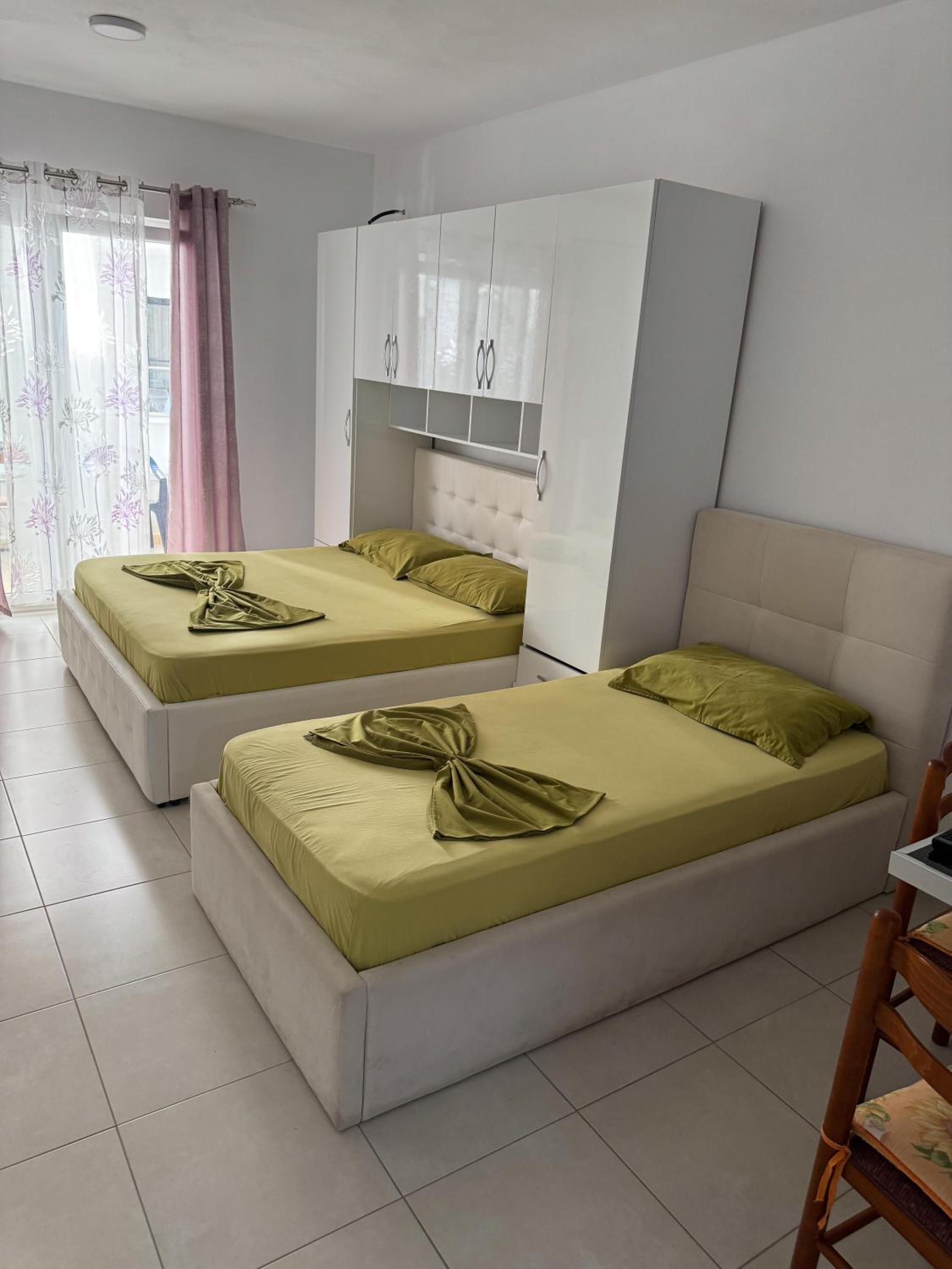 Kapri Apartaments Qerret