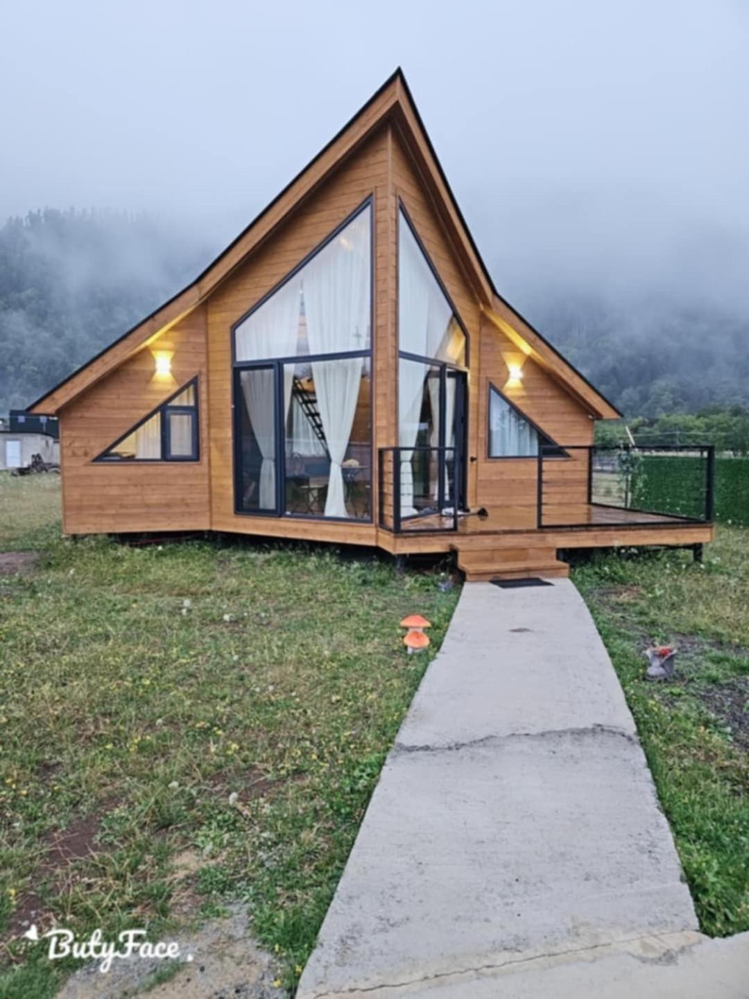Cottage Liantto