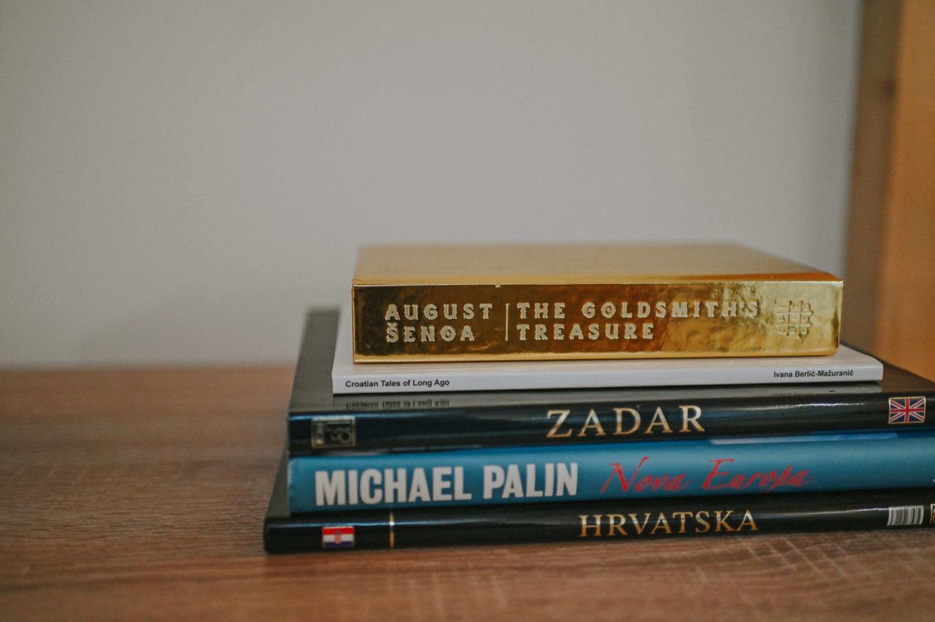 Photo 19