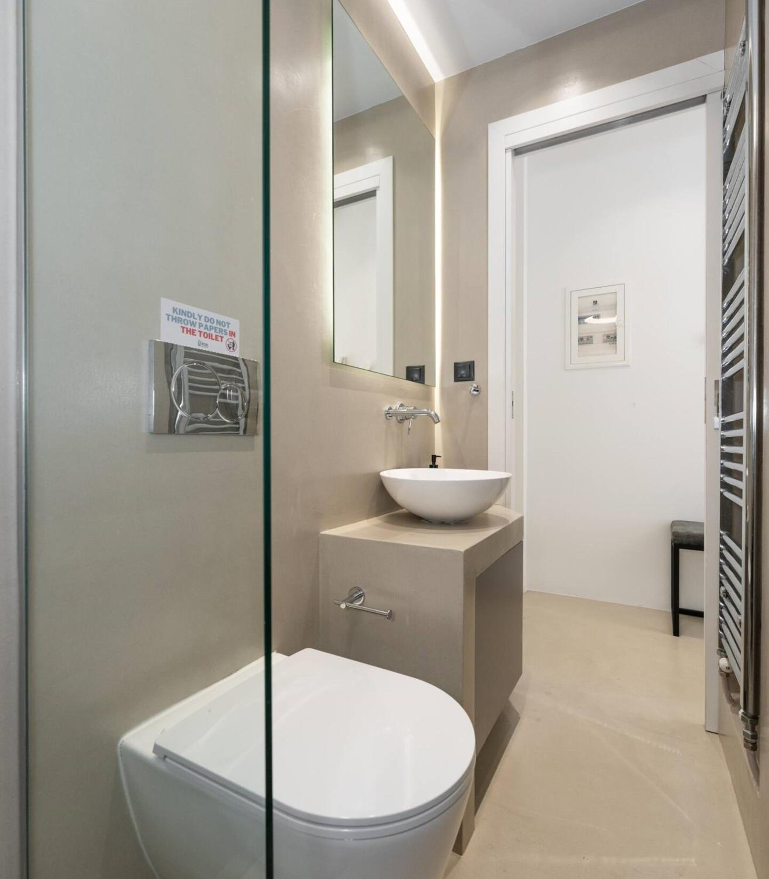 Minimal Studio with Balcony in Pagrati, Athens