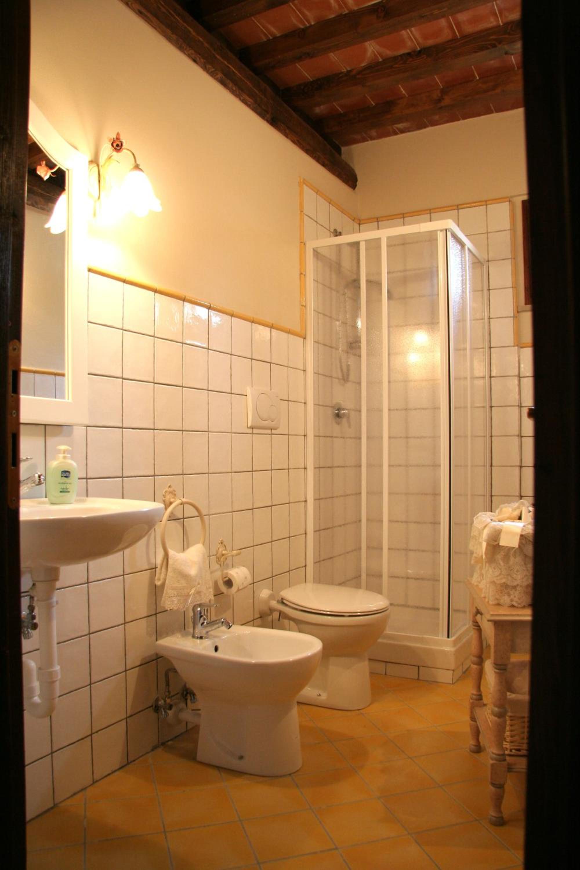 La Casetta del Borgo vicino San Gimignano Oasi con piscina e STARLINK WiFi view 5