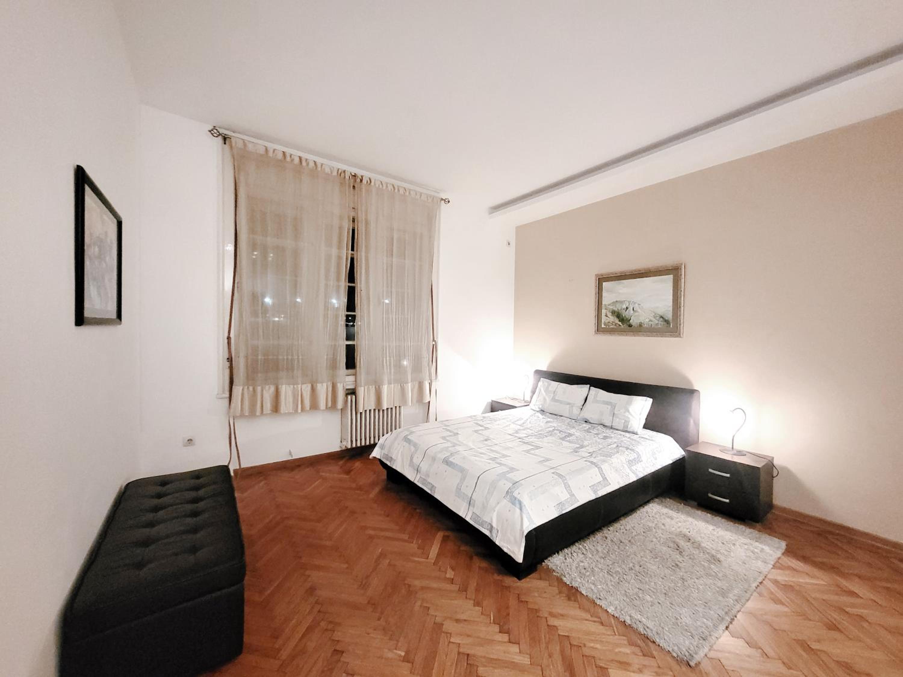Parliament City Centre PROMO PRICE view 3