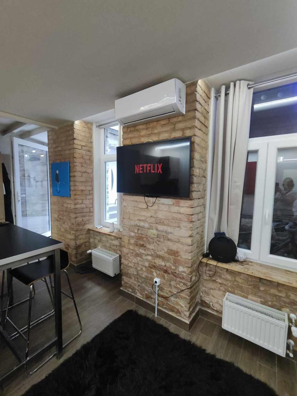 Klauzál Luxury Apartment view 4