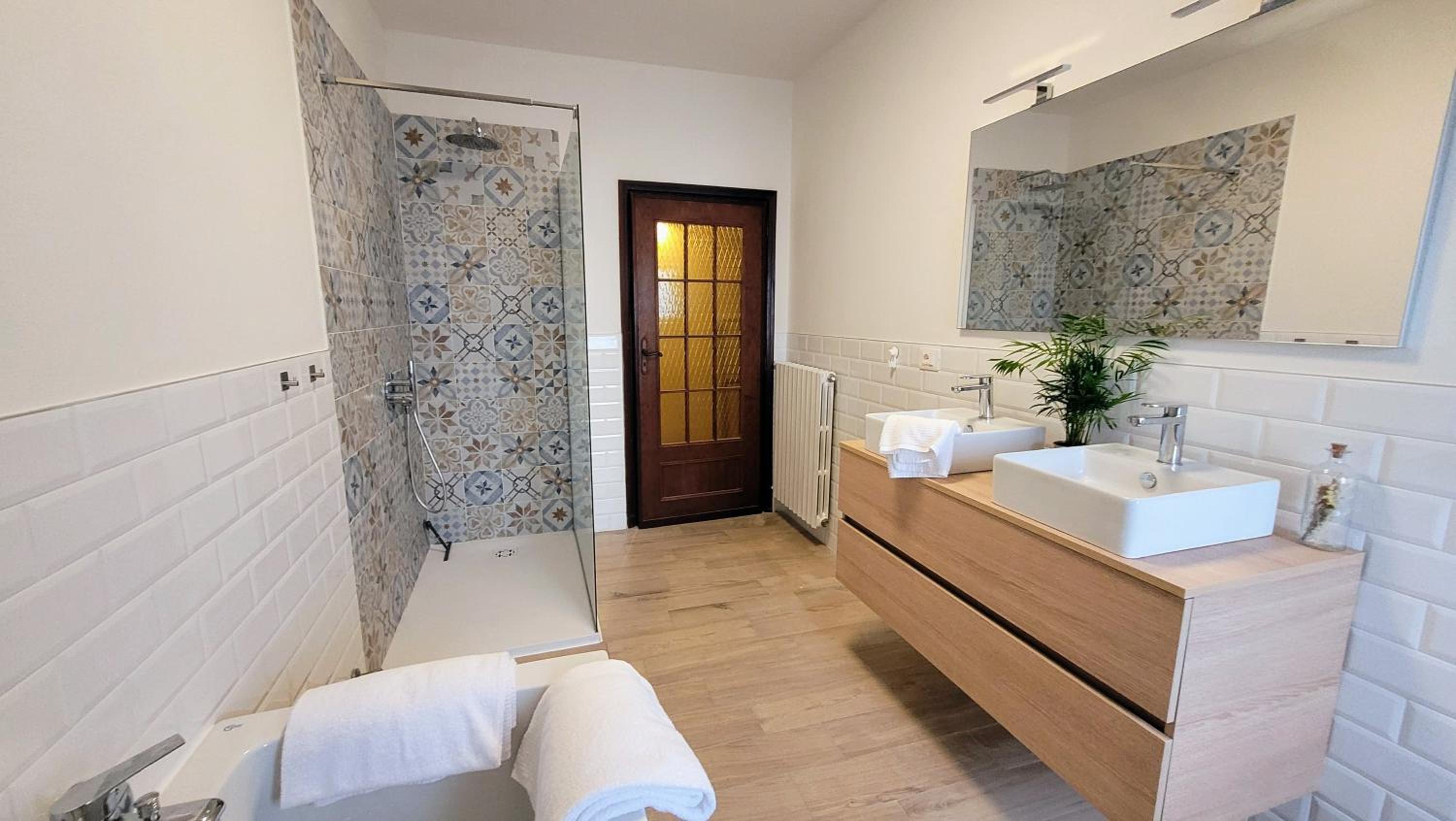 Villa Perla, hilltop location with pool