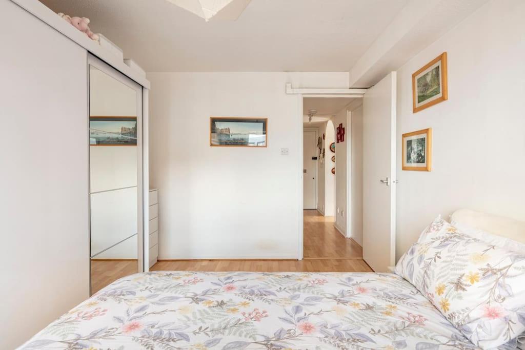 Double room in the heart of London photo 3