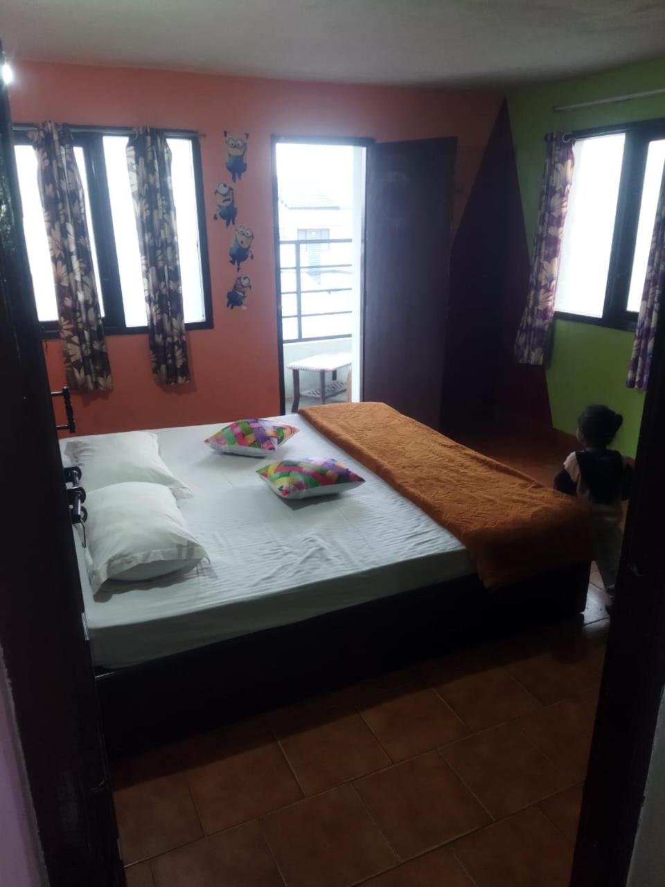 SUGAN RESIDANCY kodai