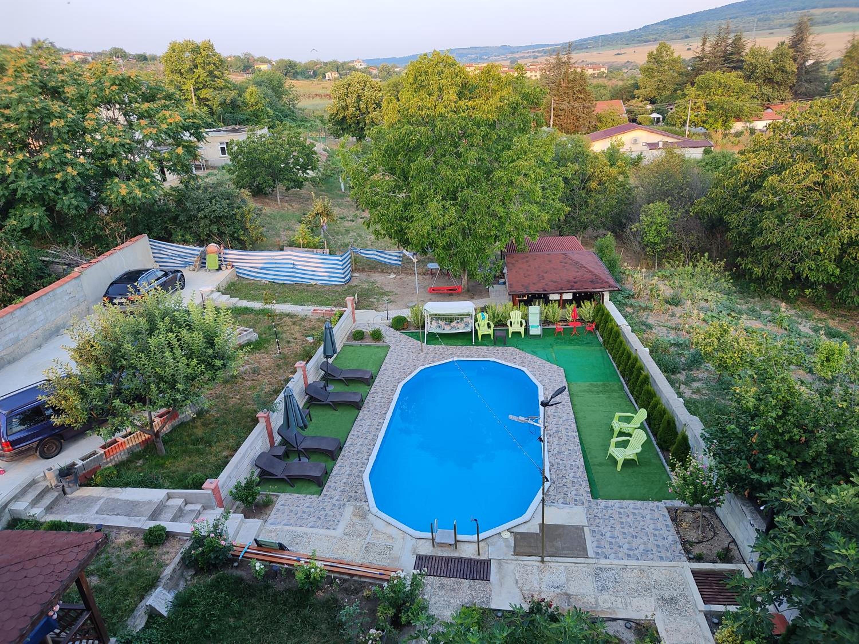 Guest House 51