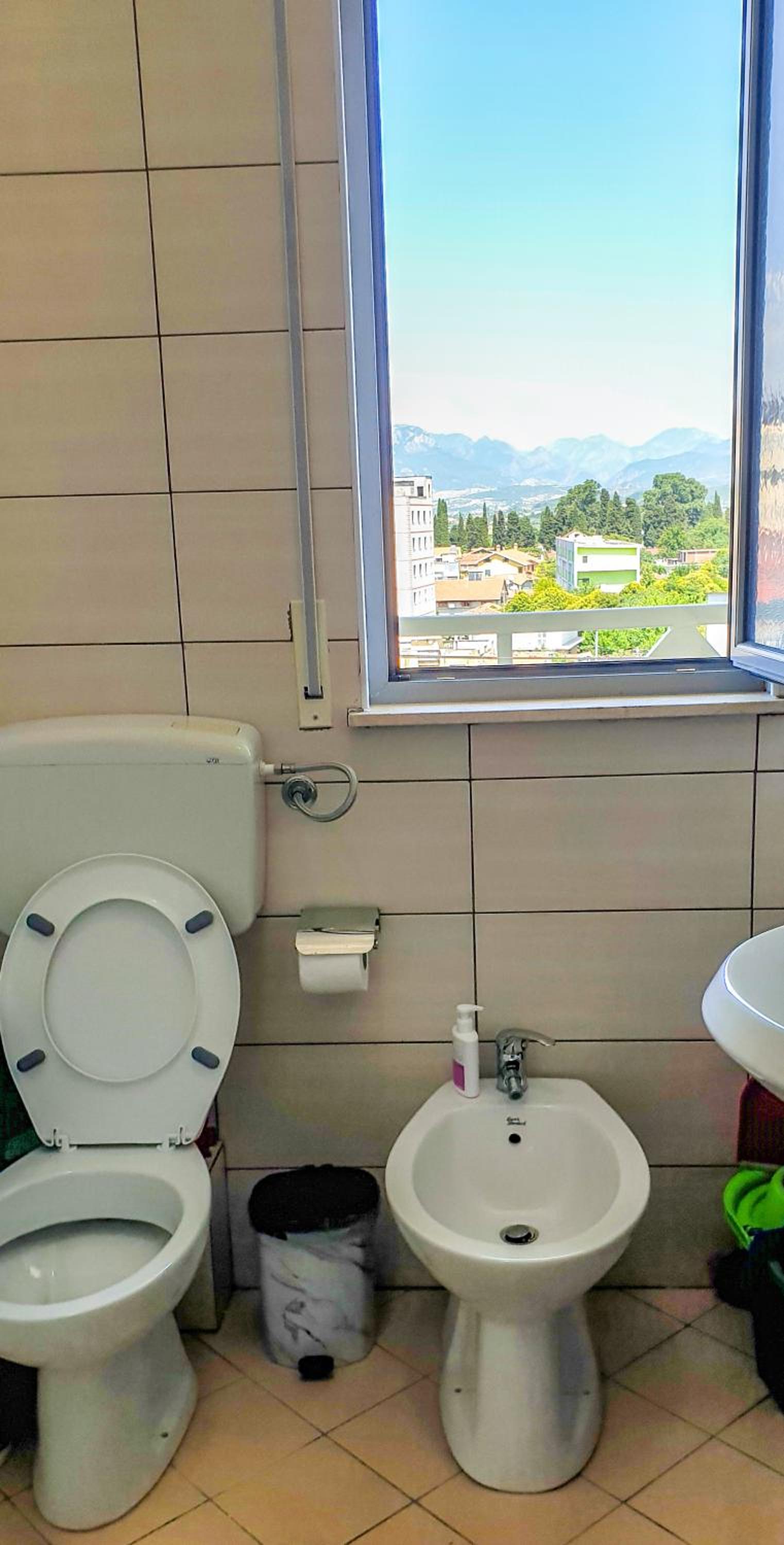 Shkoder Central Apartment near Cathedral and City Center