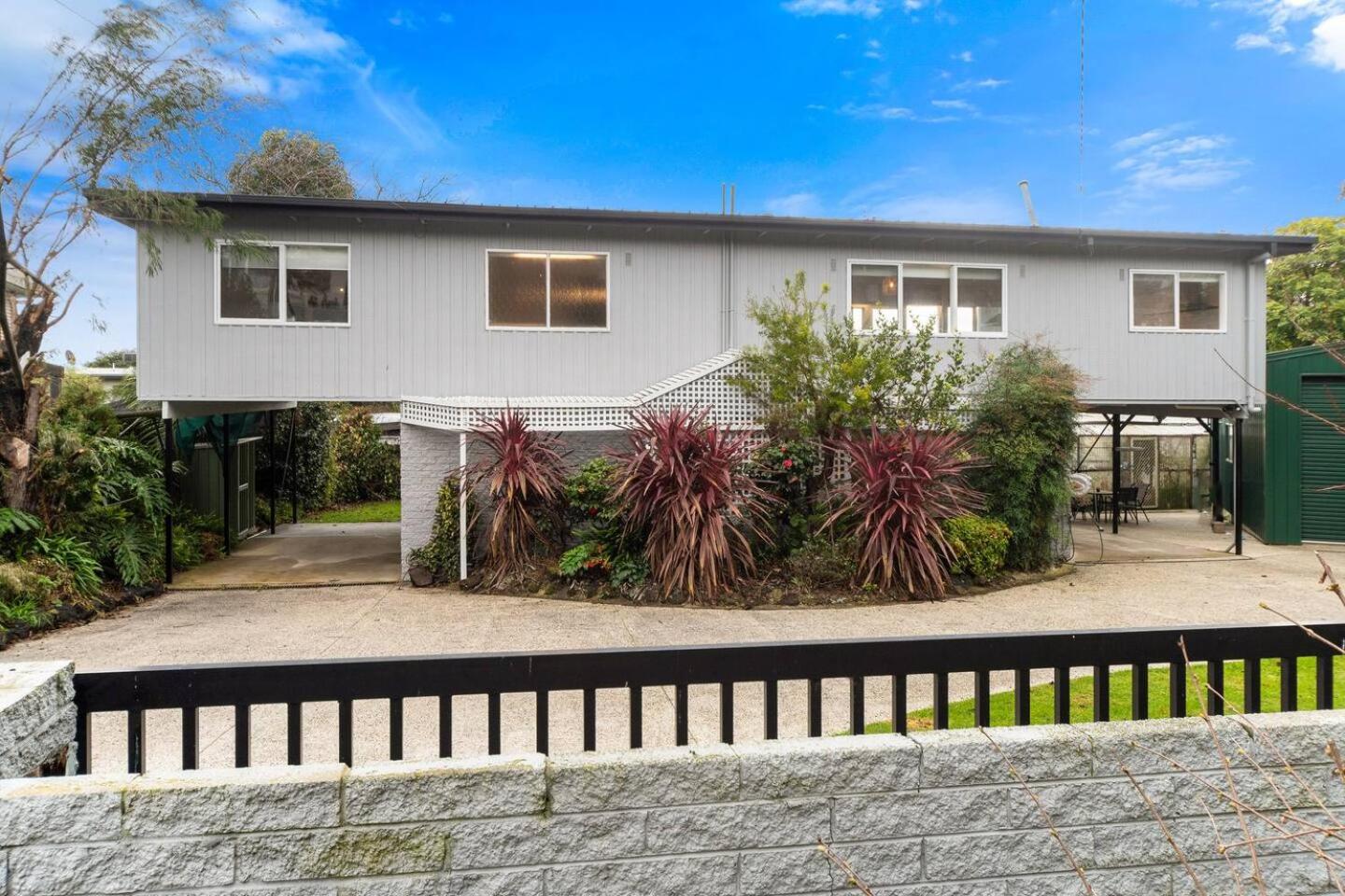 Dromana Bay Views Family Retreat