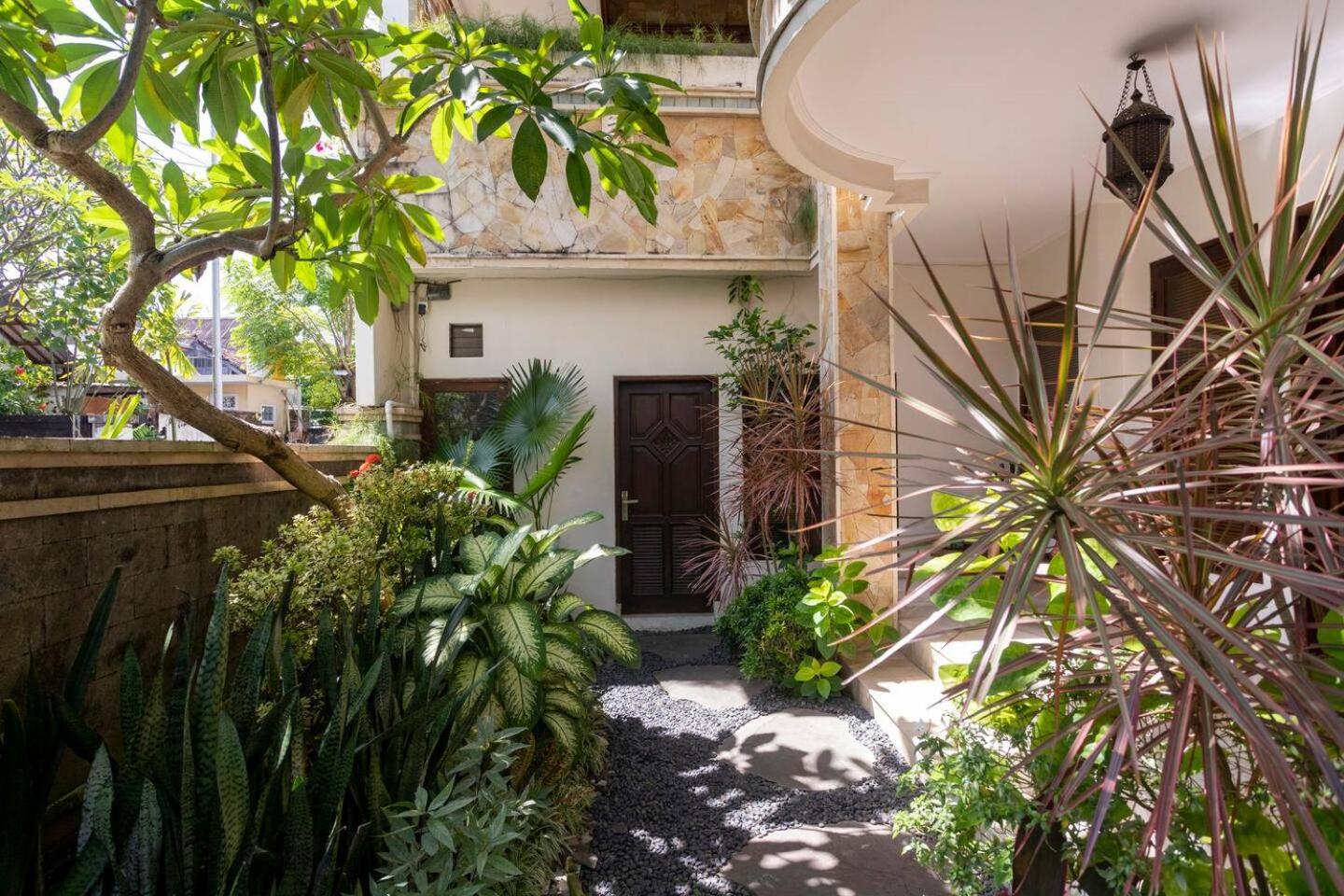 Villa Indah Lagi