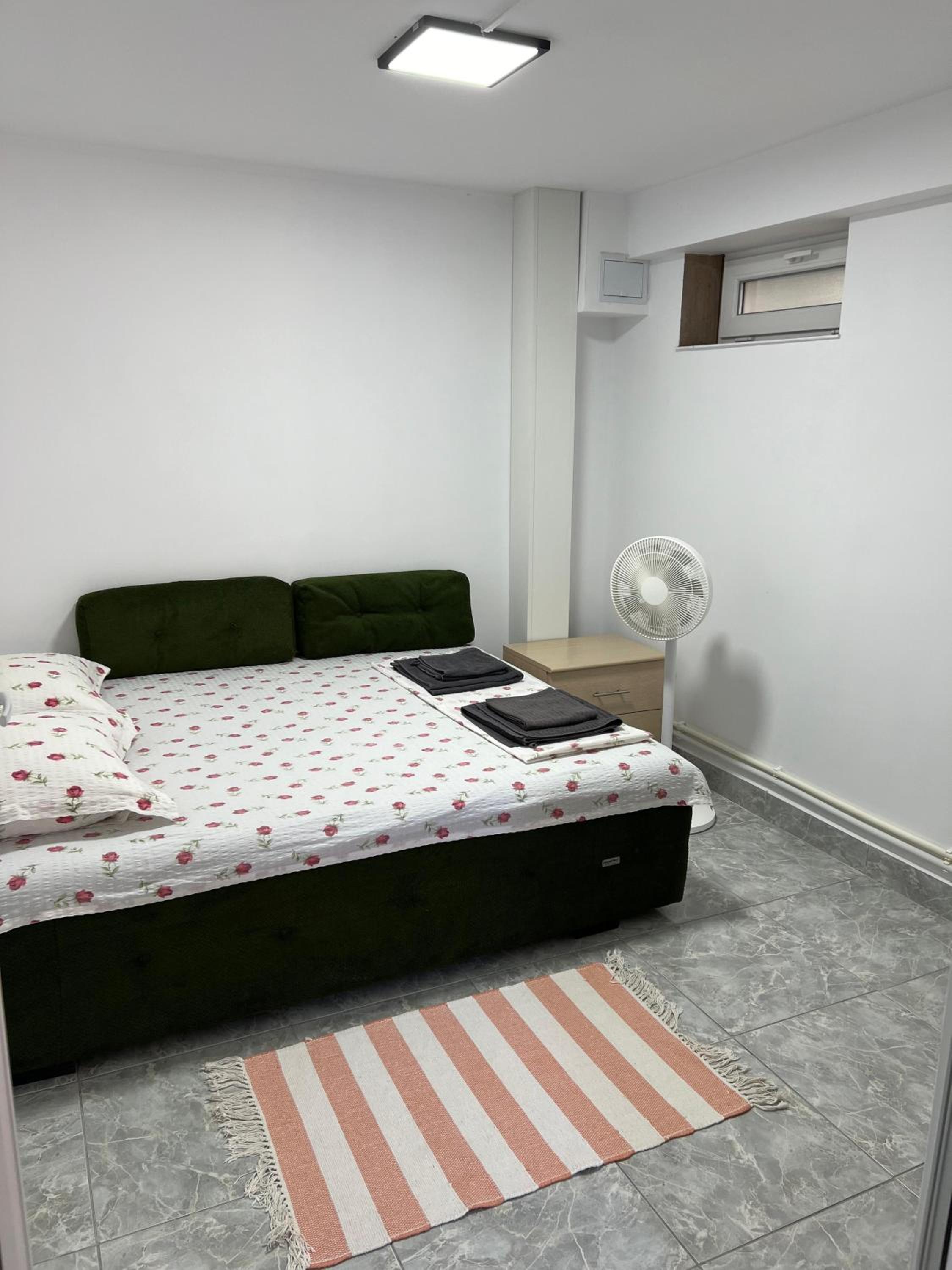 Serenity Apartments and Studios