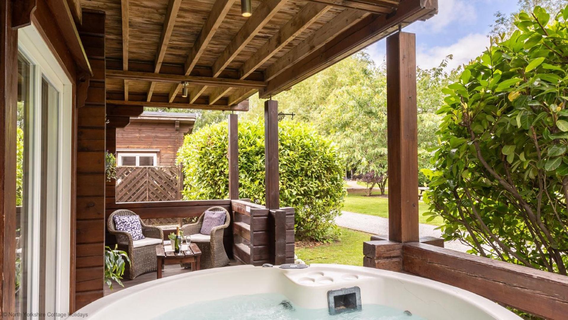Lake View Lodge with Hot Tub view 3