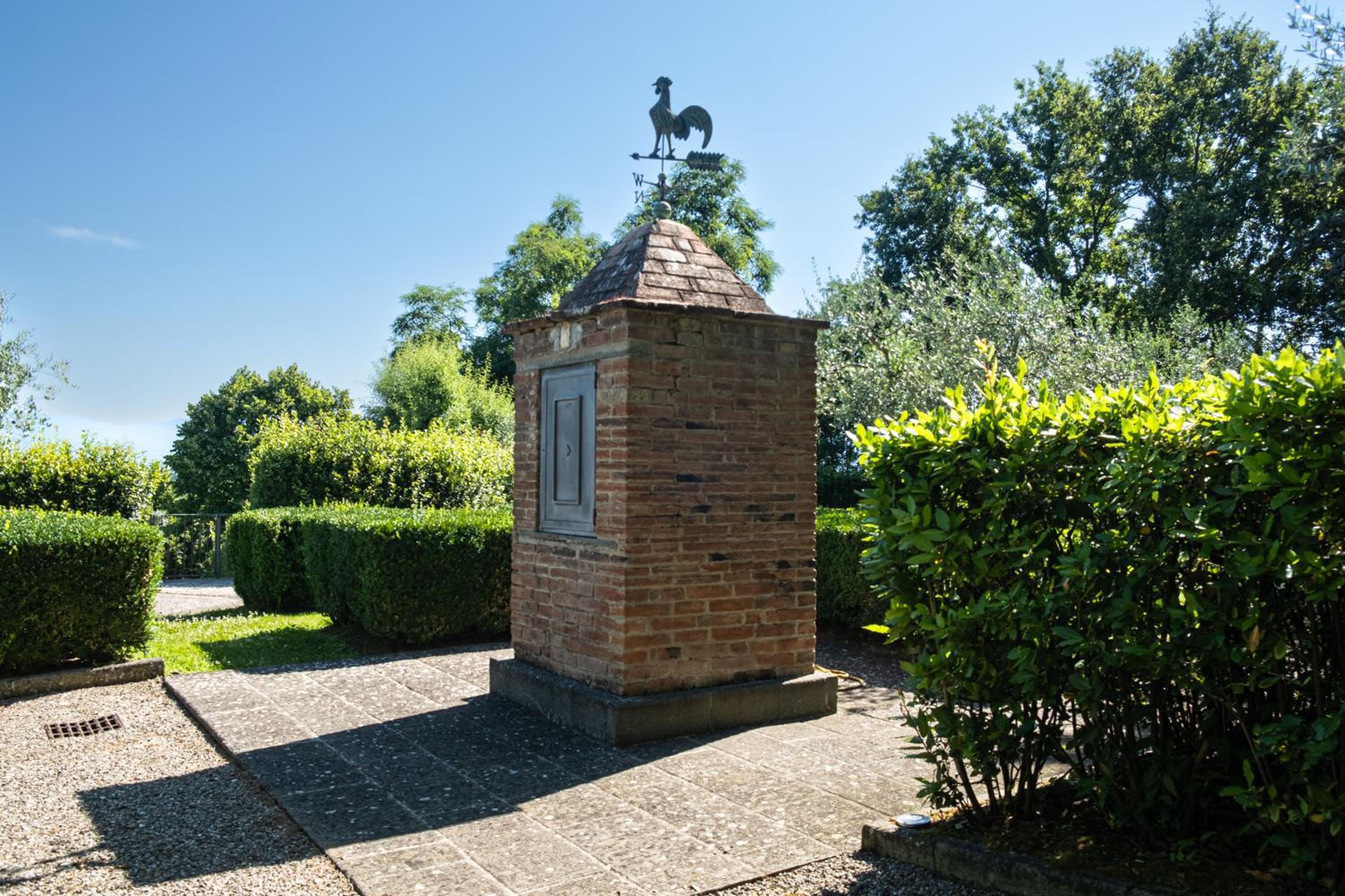 Photo 25