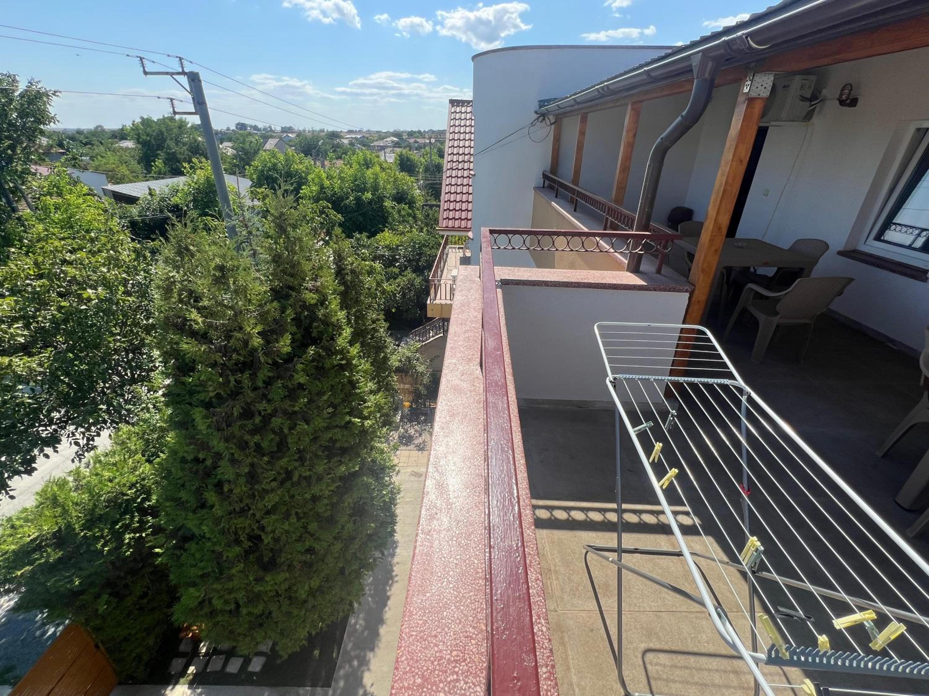 Serenity Apartments and Studios