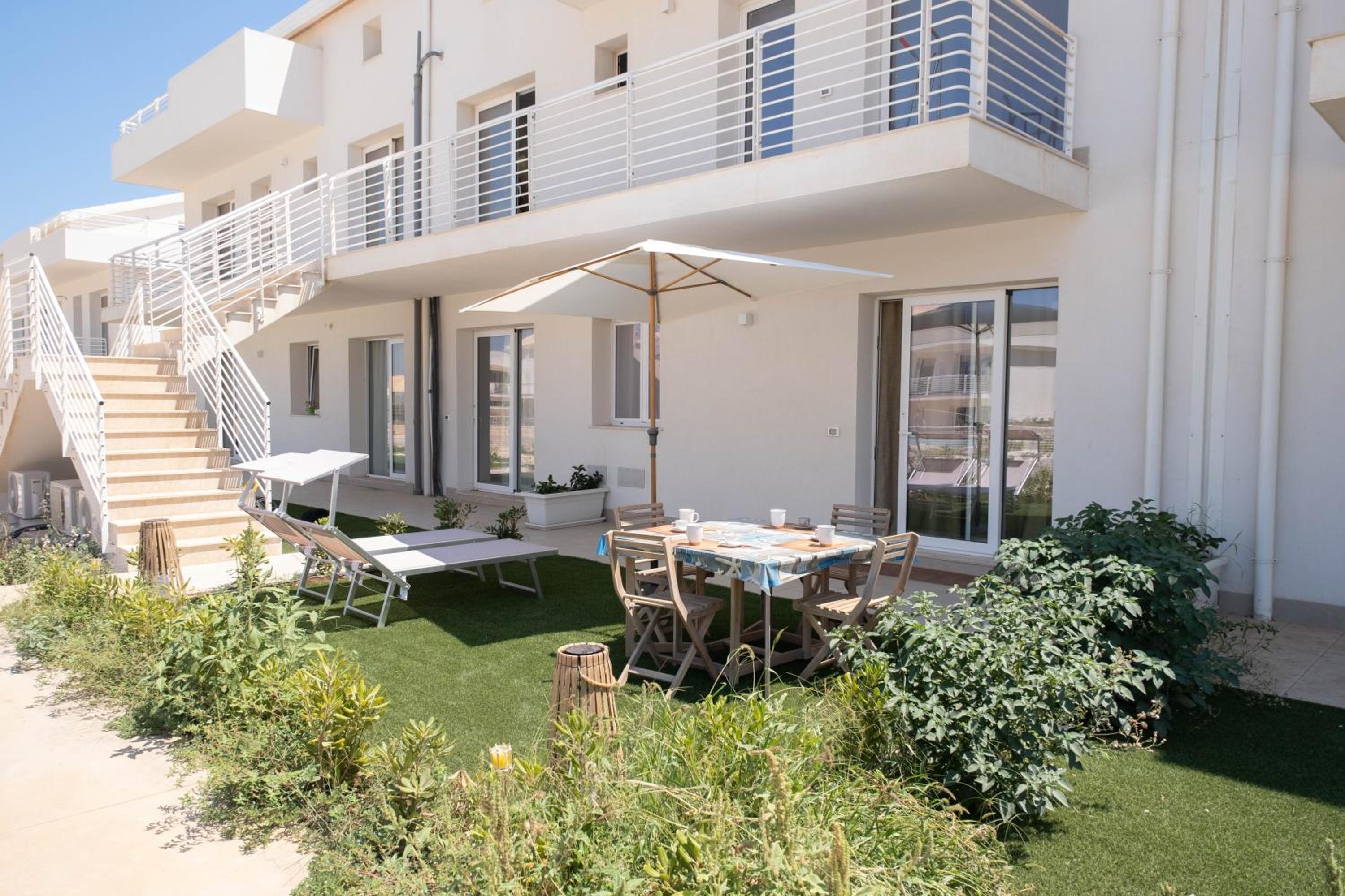 Le Voyage Holiday Home Marzamemi view 4