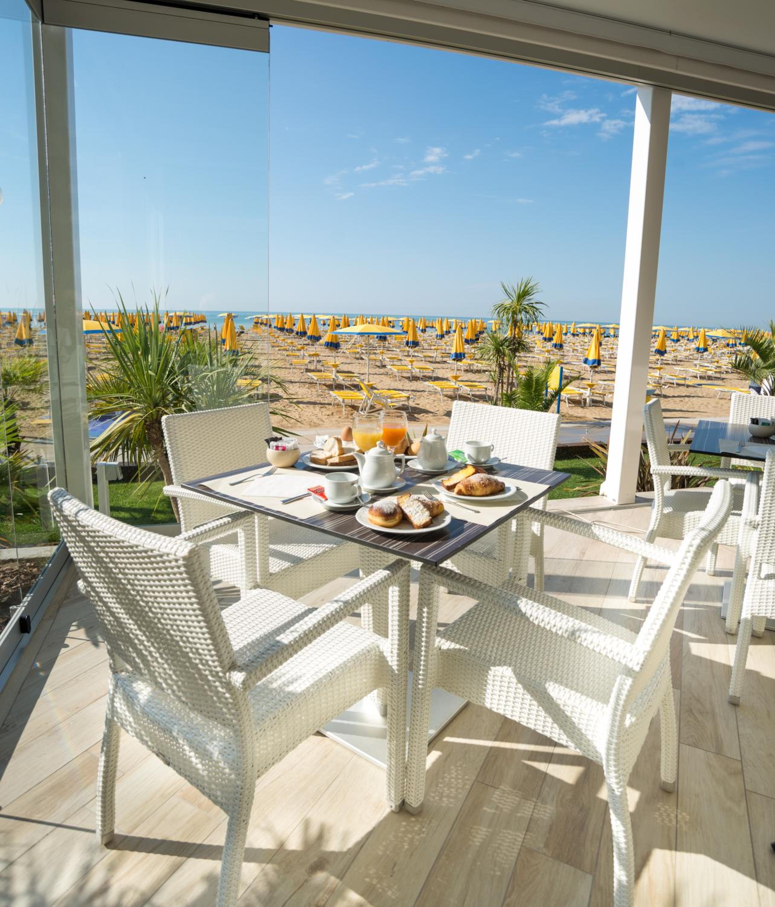 Hotel Nizza Frontemare Superior 3 Stelle photo 5