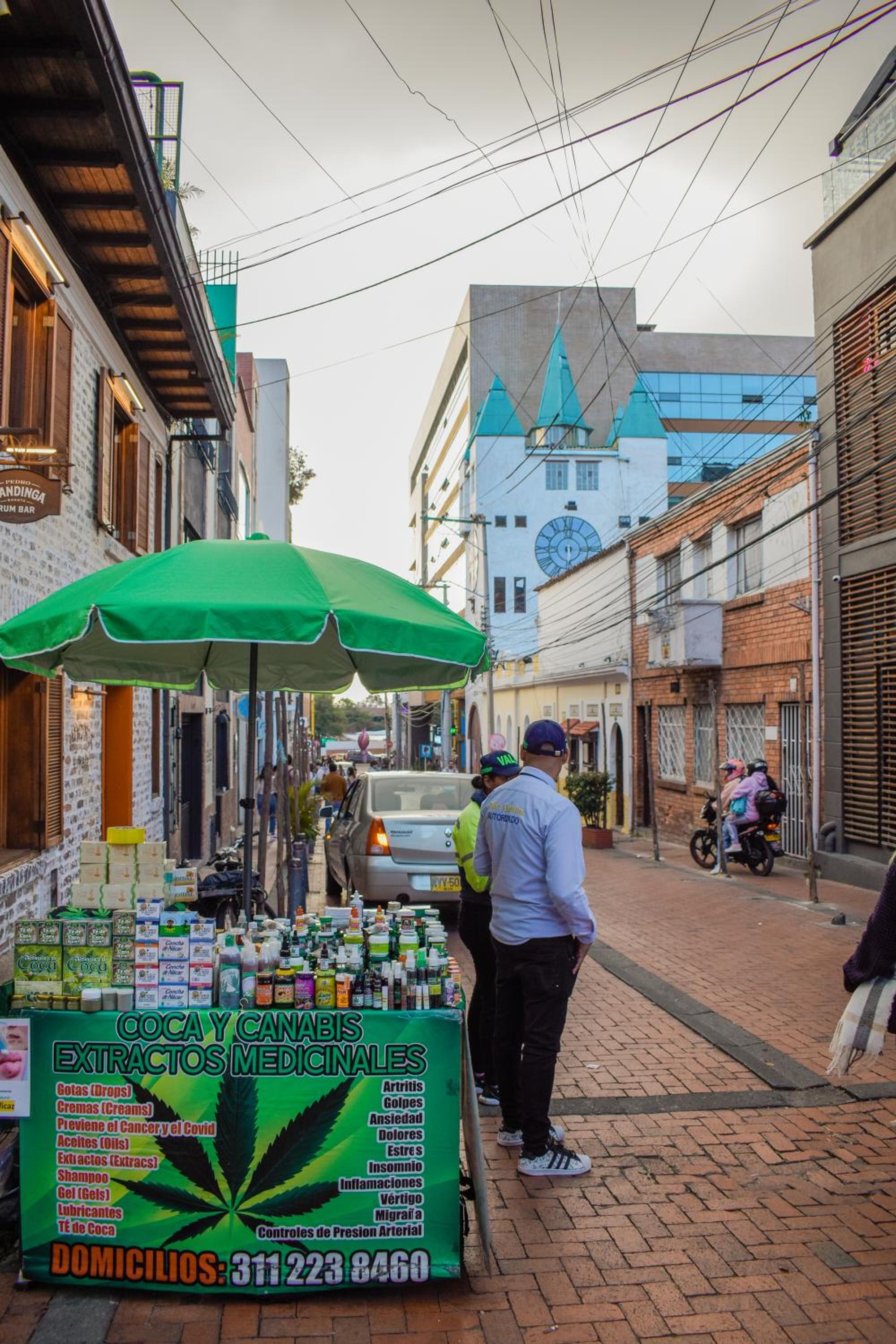 Usaquen Station Hostel - Property Image 24