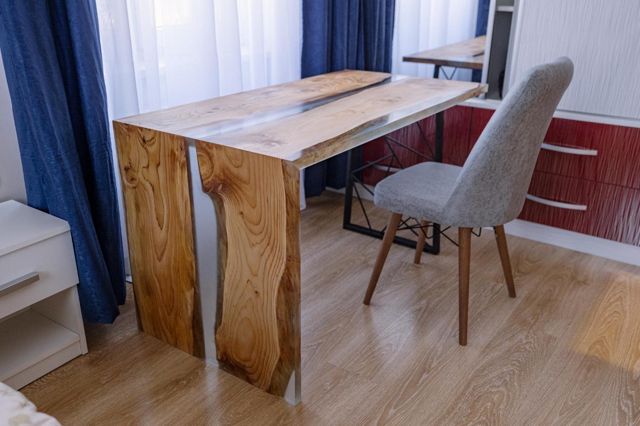 3BDR, Top Center Retreat, Sofia Heart, FREE Parking