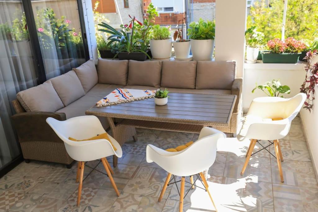 Colorful Oasis with Sunny Balcony