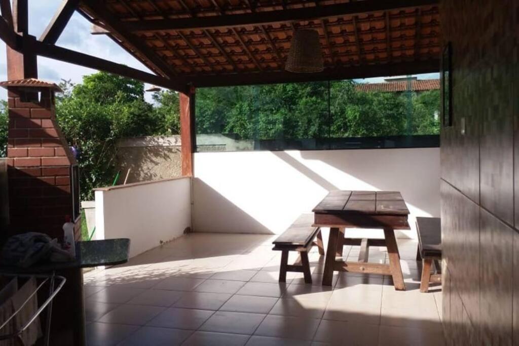 Excelente casa equipada em condomínio em Gravatá