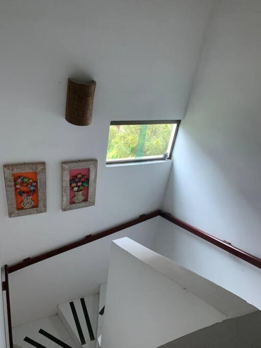 Excelente casa equipada em condomínio em Gravatá