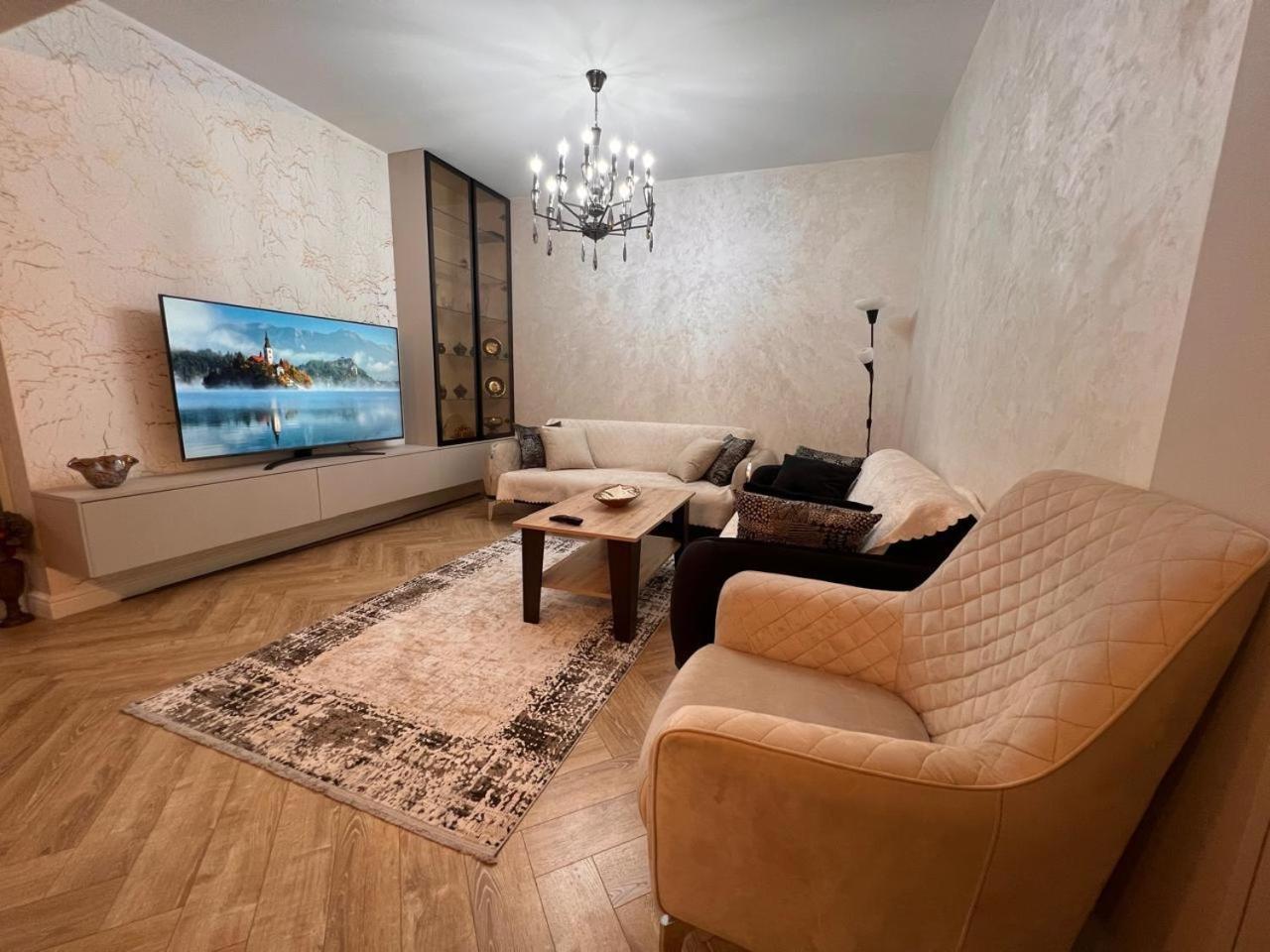Cozy apart in the center of Baku