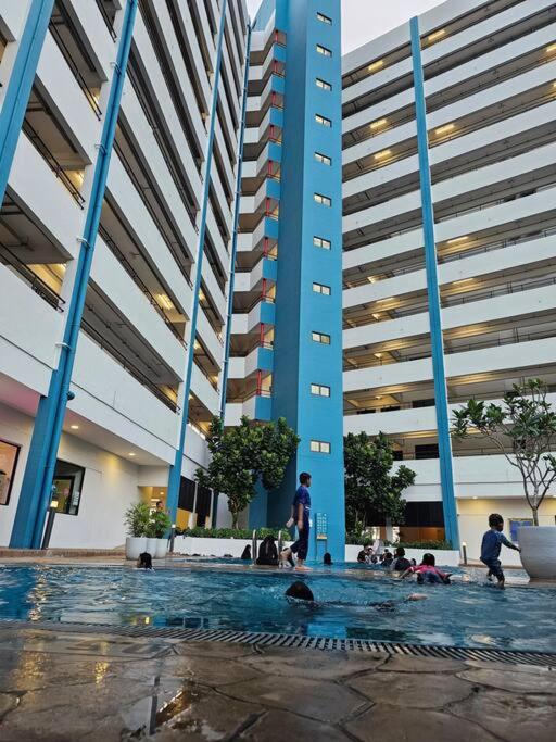 Mutiara Melaka Beach Resort by ZH