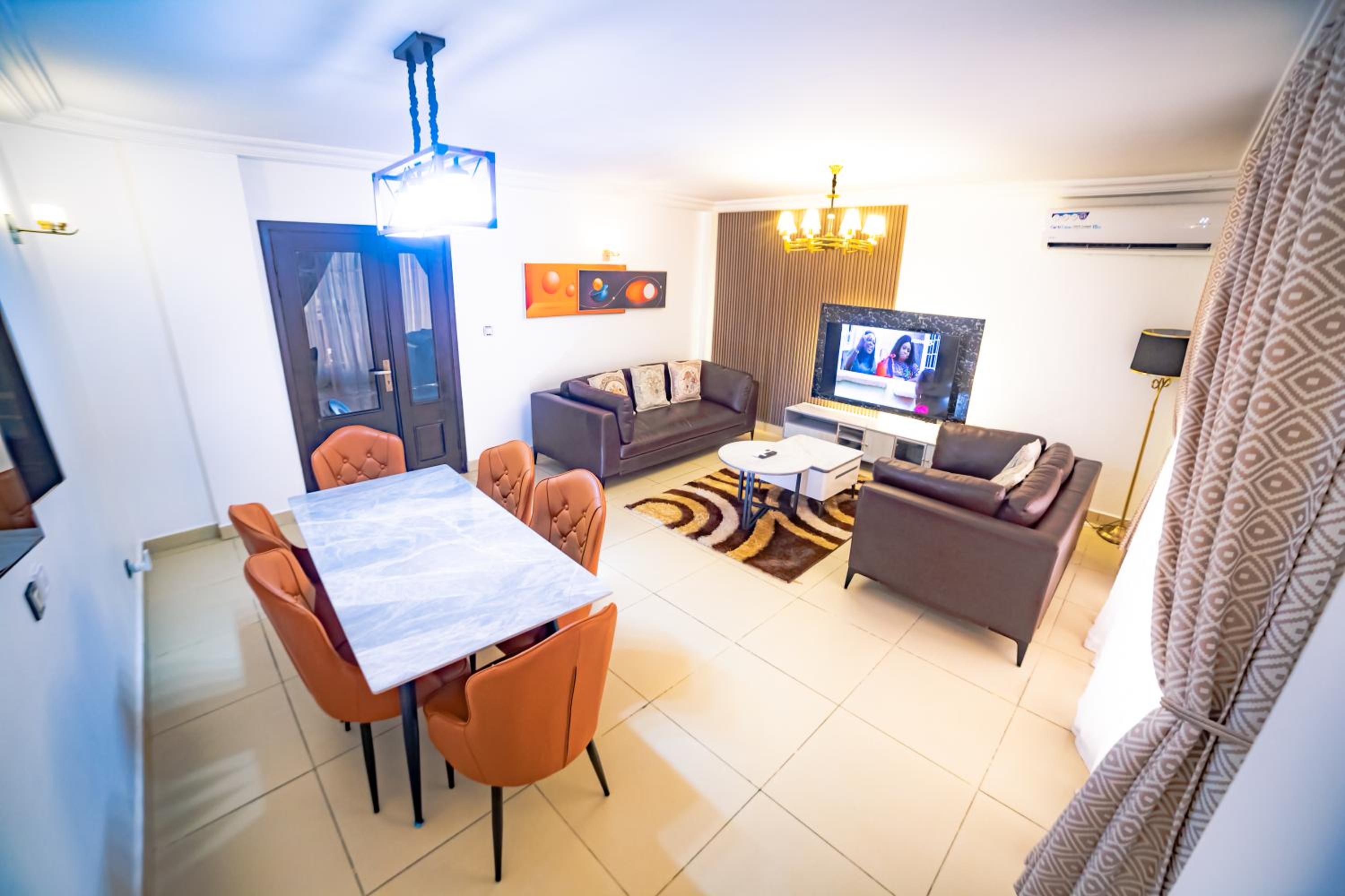 LOUMIA RESIDENCY BONAPRISO