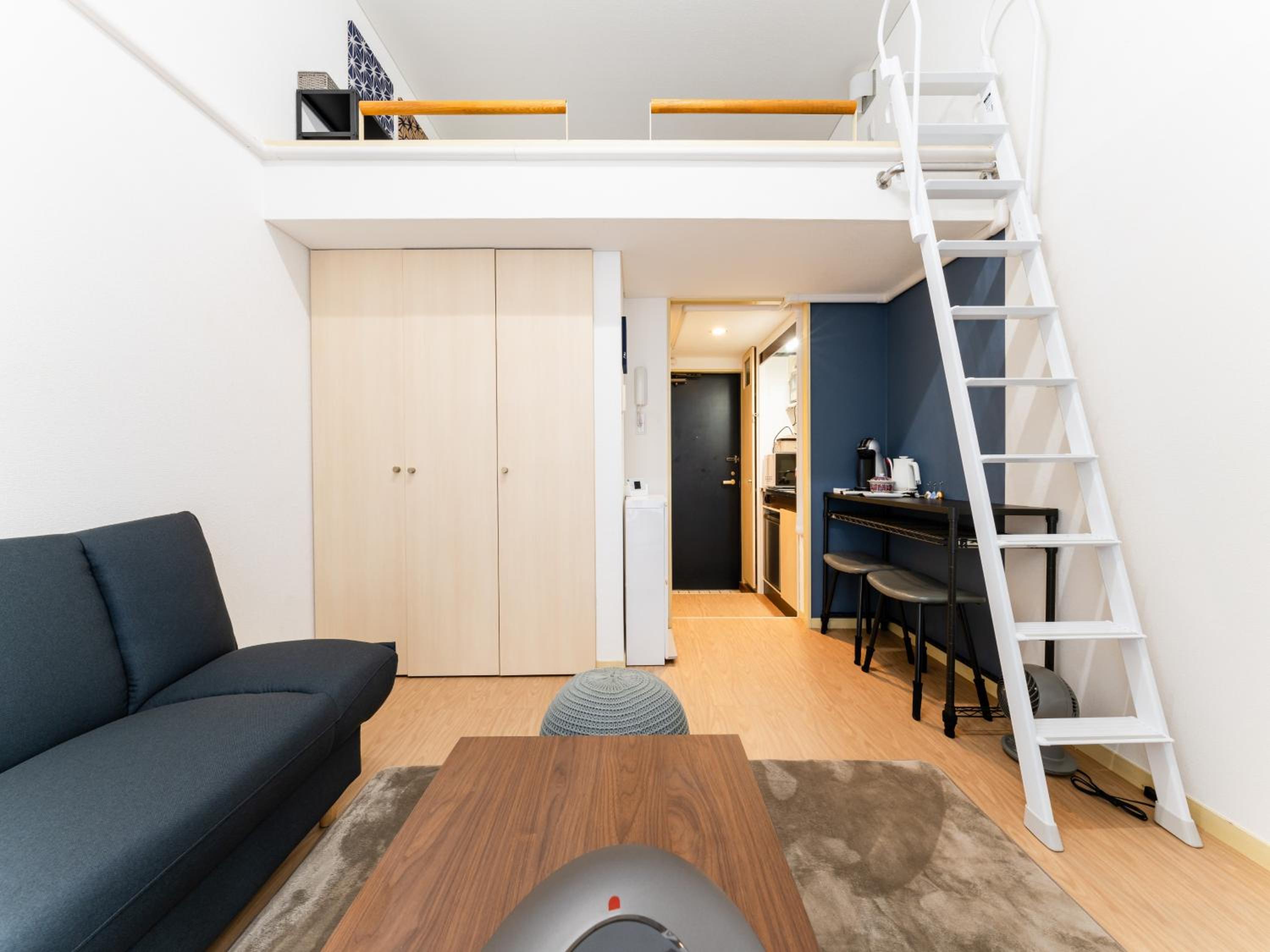 Ikejiri Ohashi Sta 10min walk,Nakameguro 10 min walk,Switch