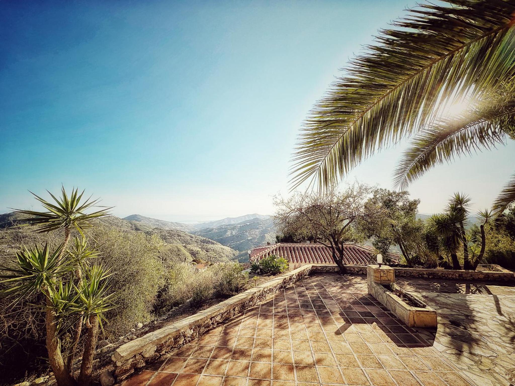 Casa Abubilla - Sunny Spanish Villa Top of Competa view 3