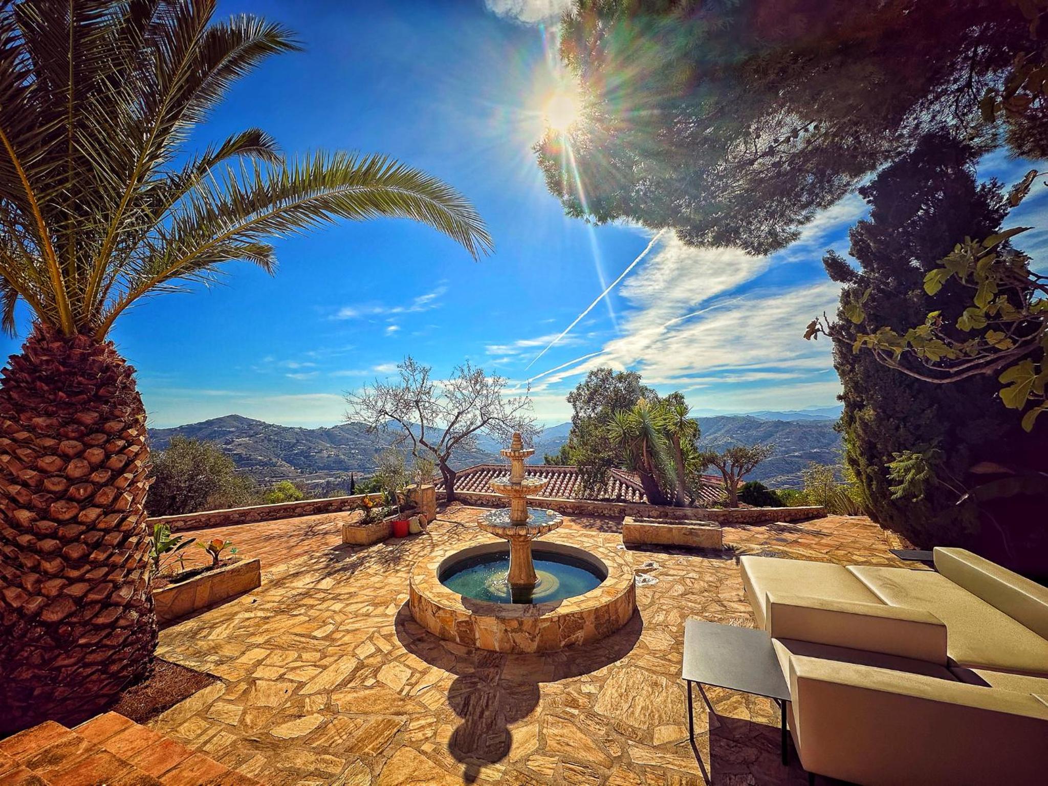 Casa Abubilla - Sunny Spanish Villa Top of Competa view 4