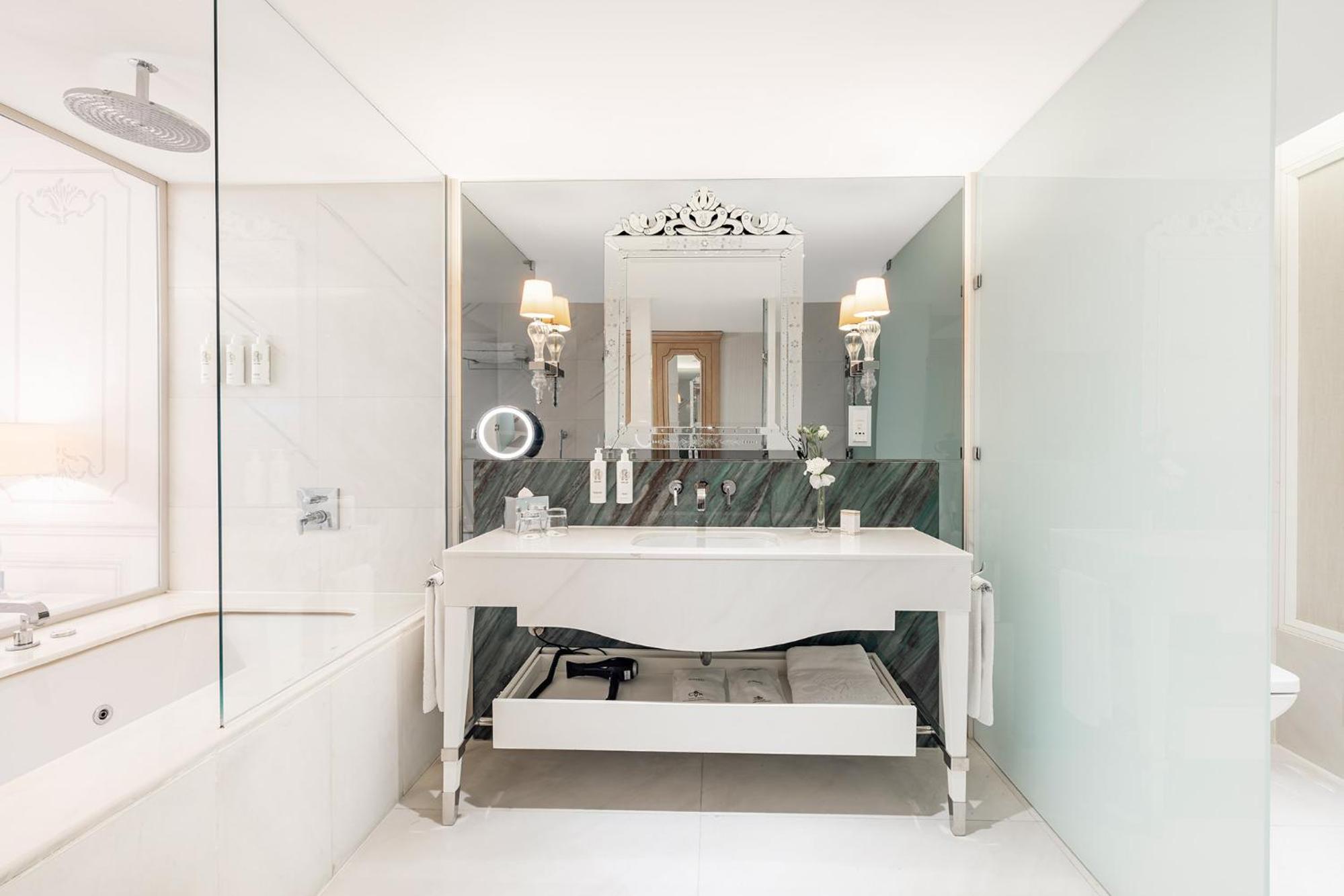 CVK Park Bosphorus Hotel Istanbul - Image 164