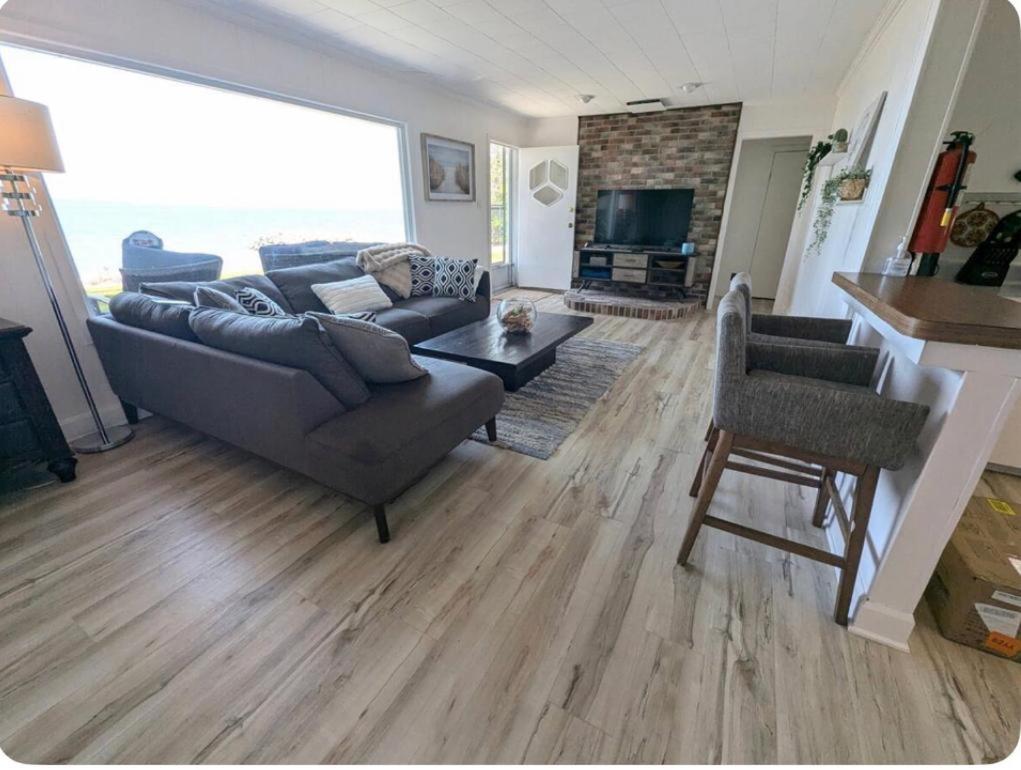 Cottage on Private Beach