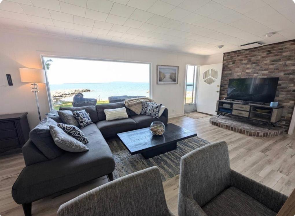 Cottage on Private Beach