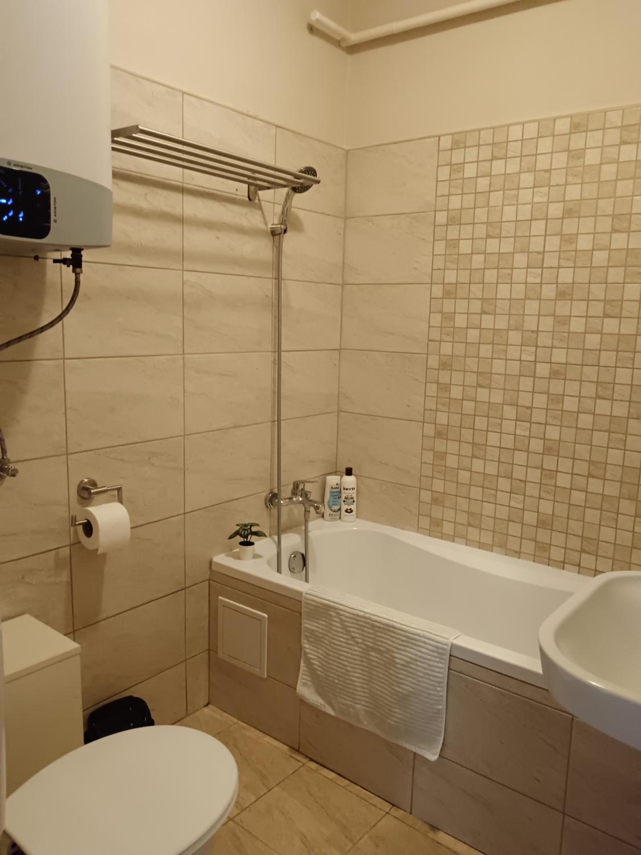 Tulipán Apartman