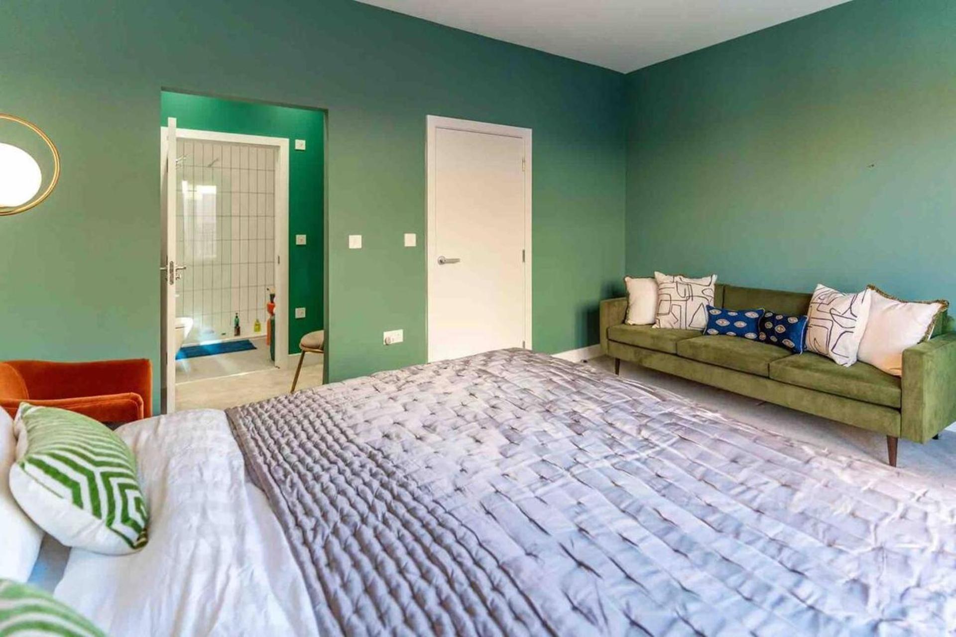 London Oasis - Spacious 4 Bedroom House