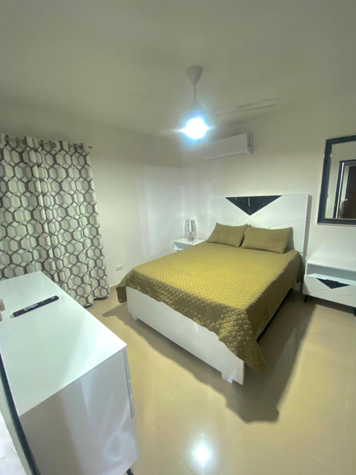 Hermoso conjunto residencial con piscina