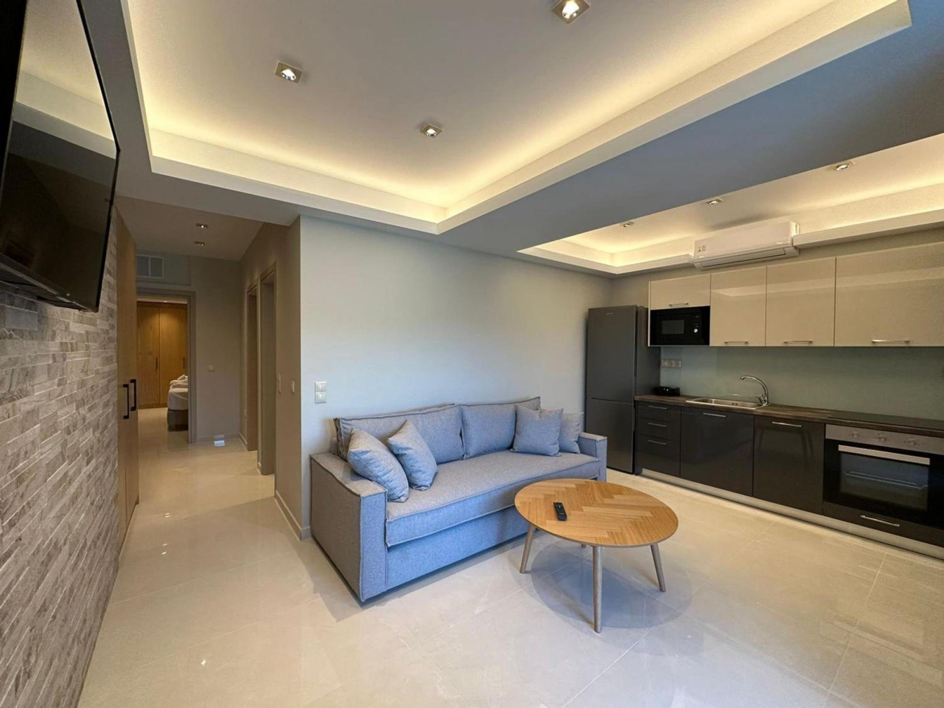Elpida Luxury Apartments Suites