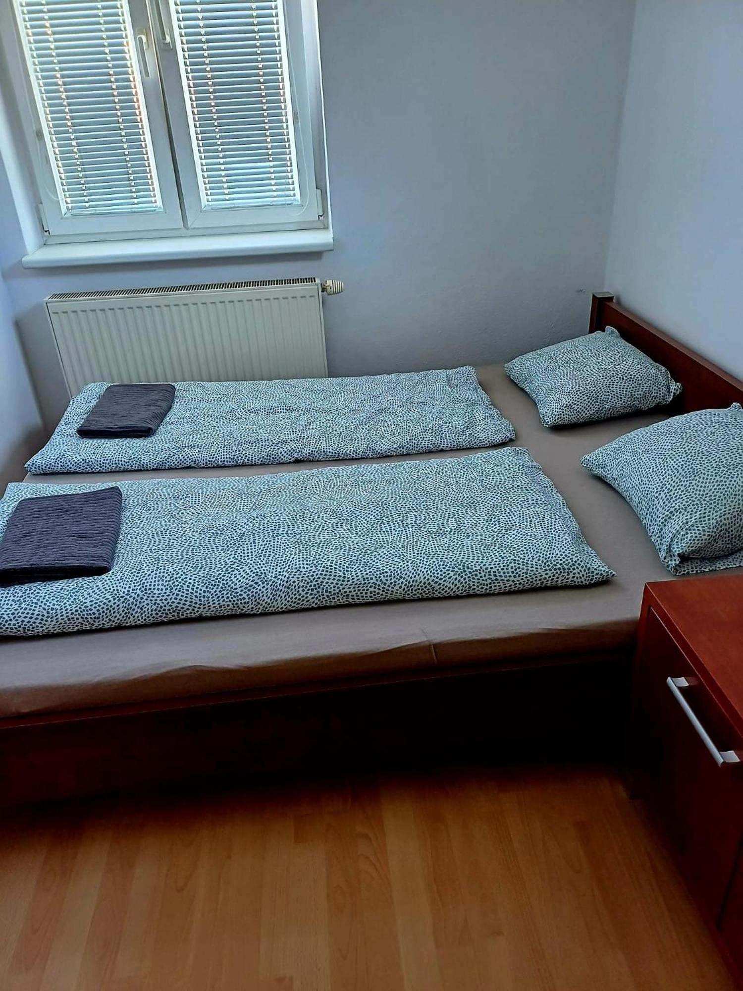 3 room Apartment near the train station and center