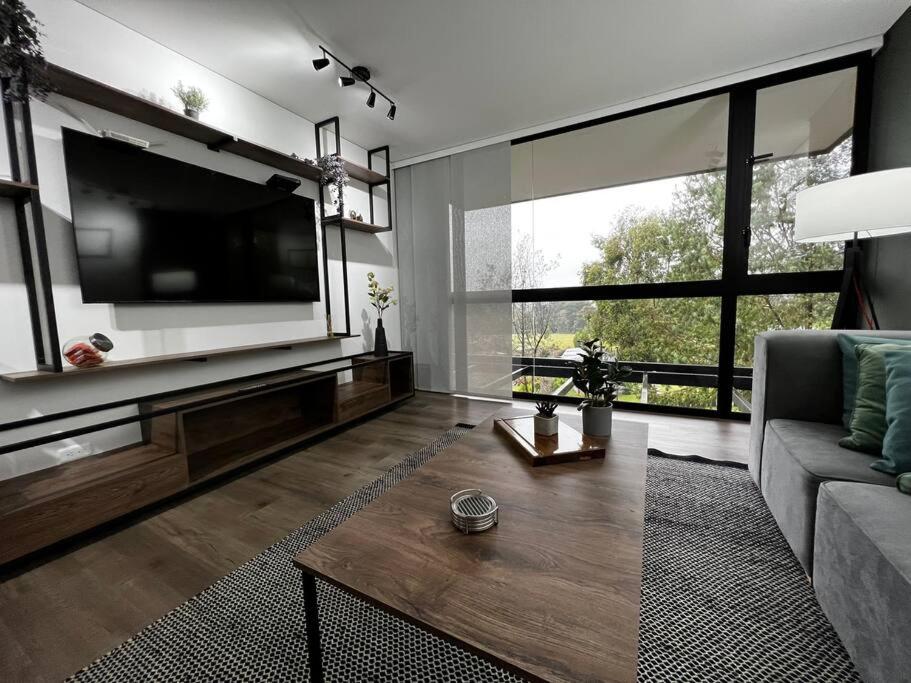 Outstanding and wide apartment with work station