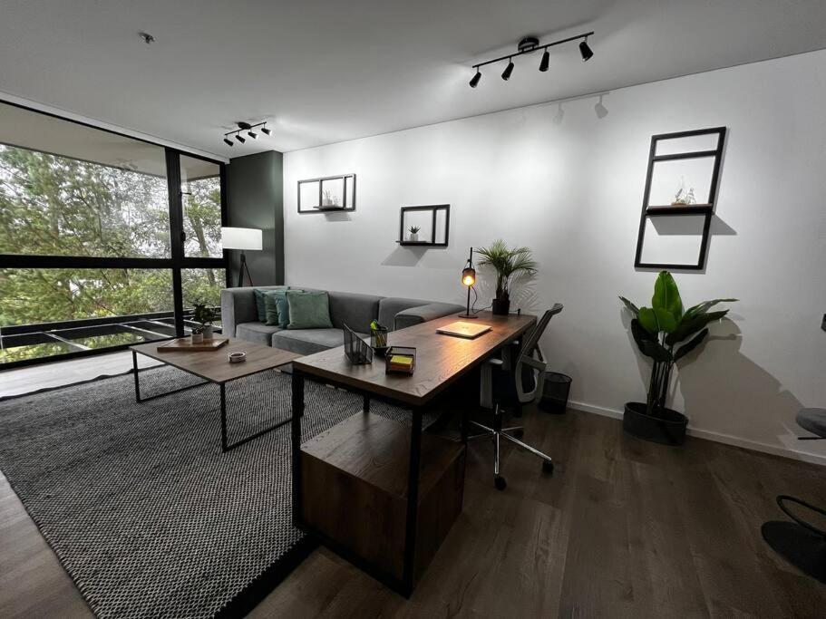Outstanding and wide apartment with work station